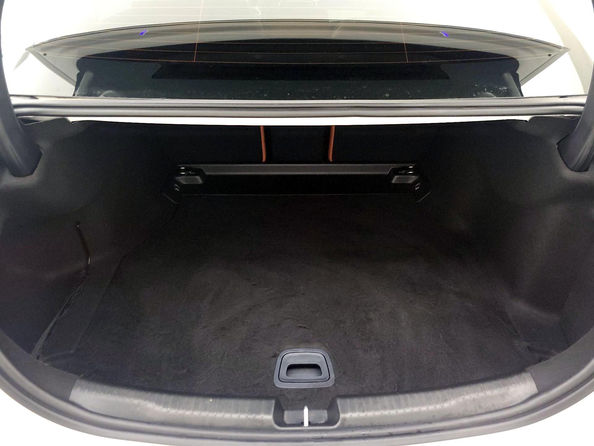 Thumbnail: 2023 Mercedes-Benz C-Class - 20