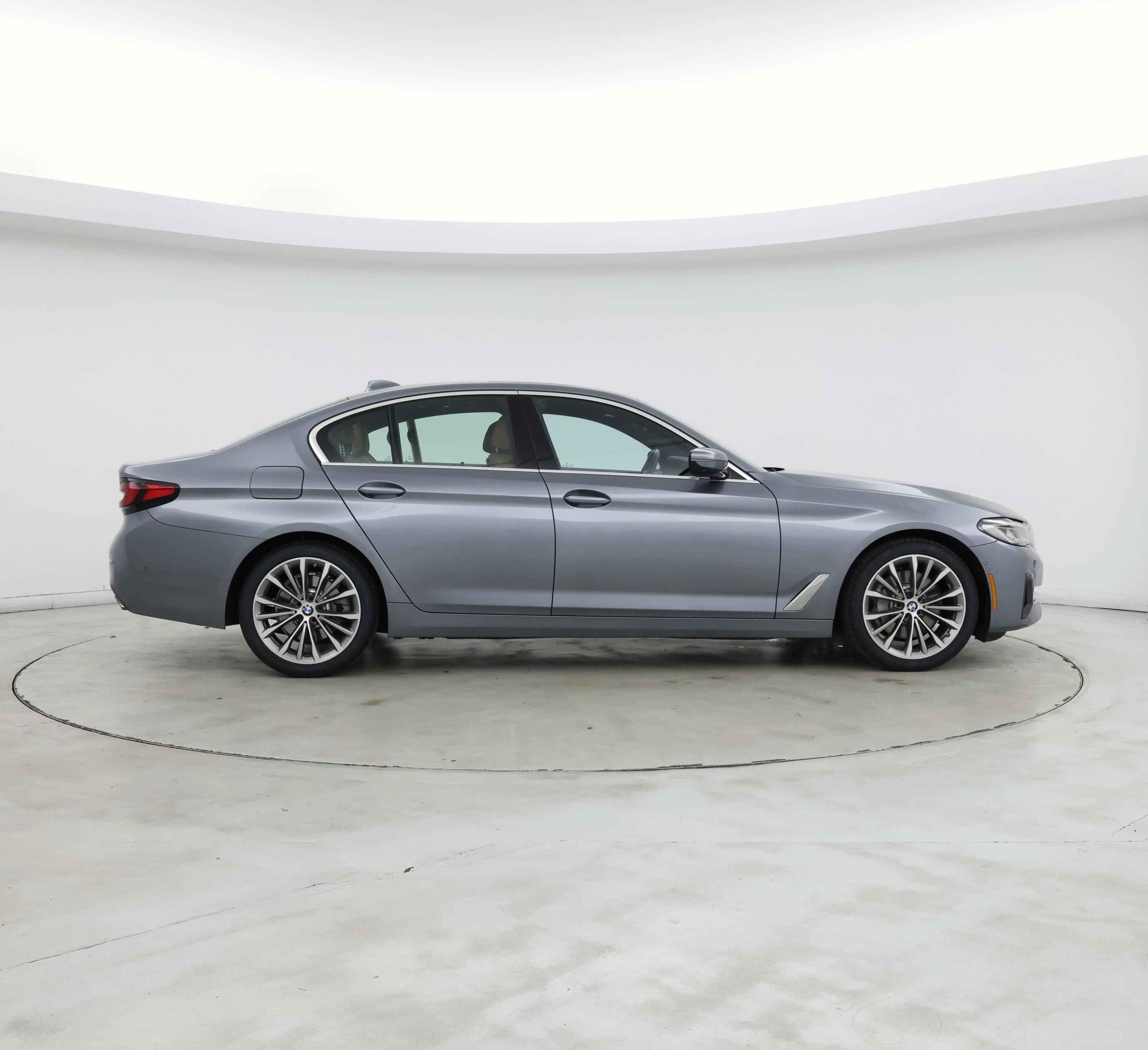 Thumbnail: 2021 BMW 5 Series - 7