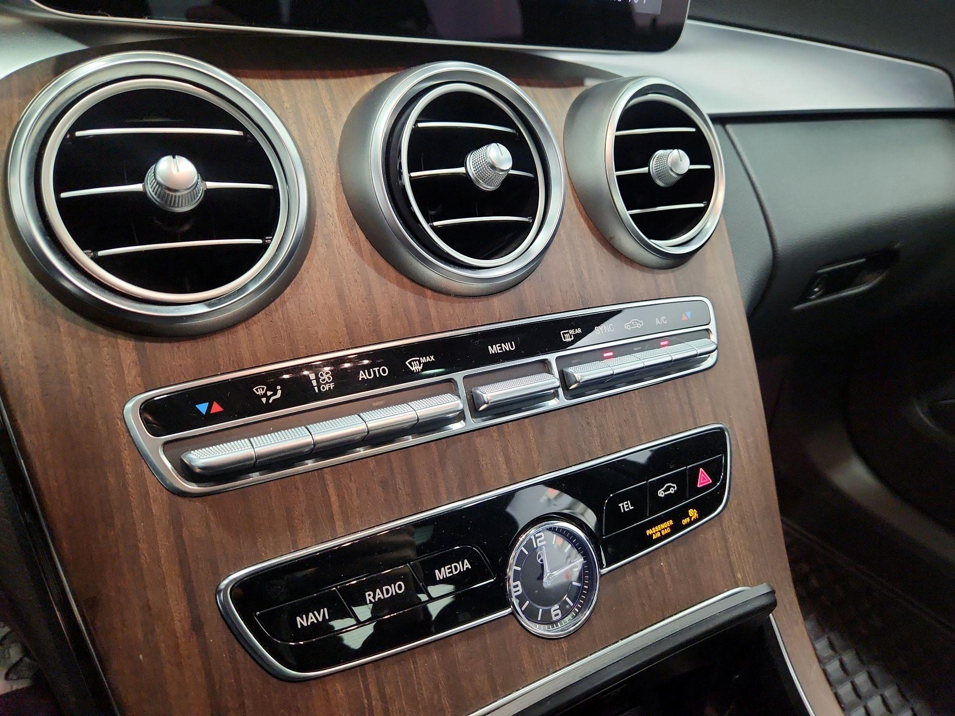 Thumbnail: 2020 Mercedes-Benz C-Class - 16