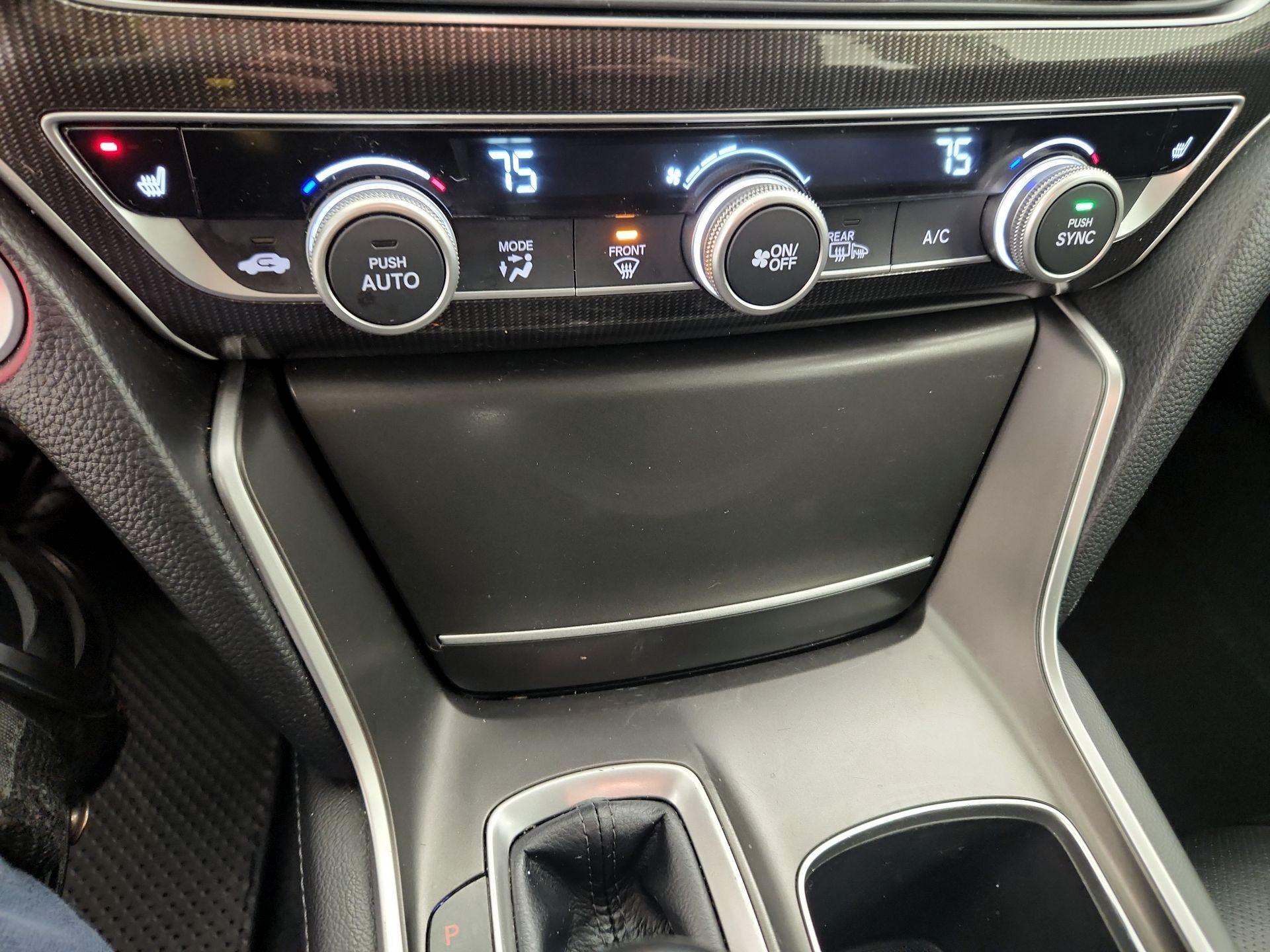 Thumbnail: 2022 Honda Accord - 16