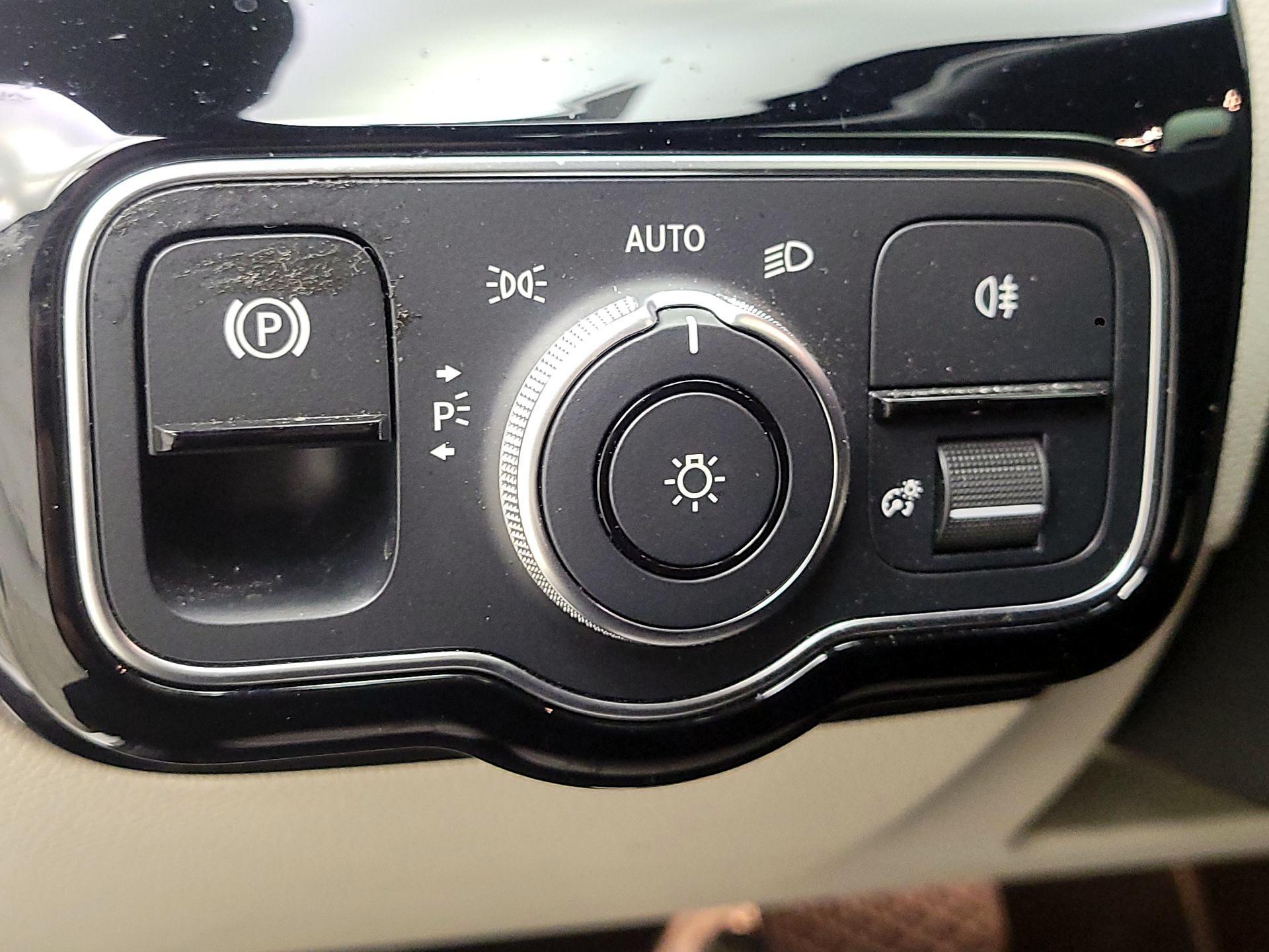 Thumbnail: 2023 Mercedes-Benz CLA - 13