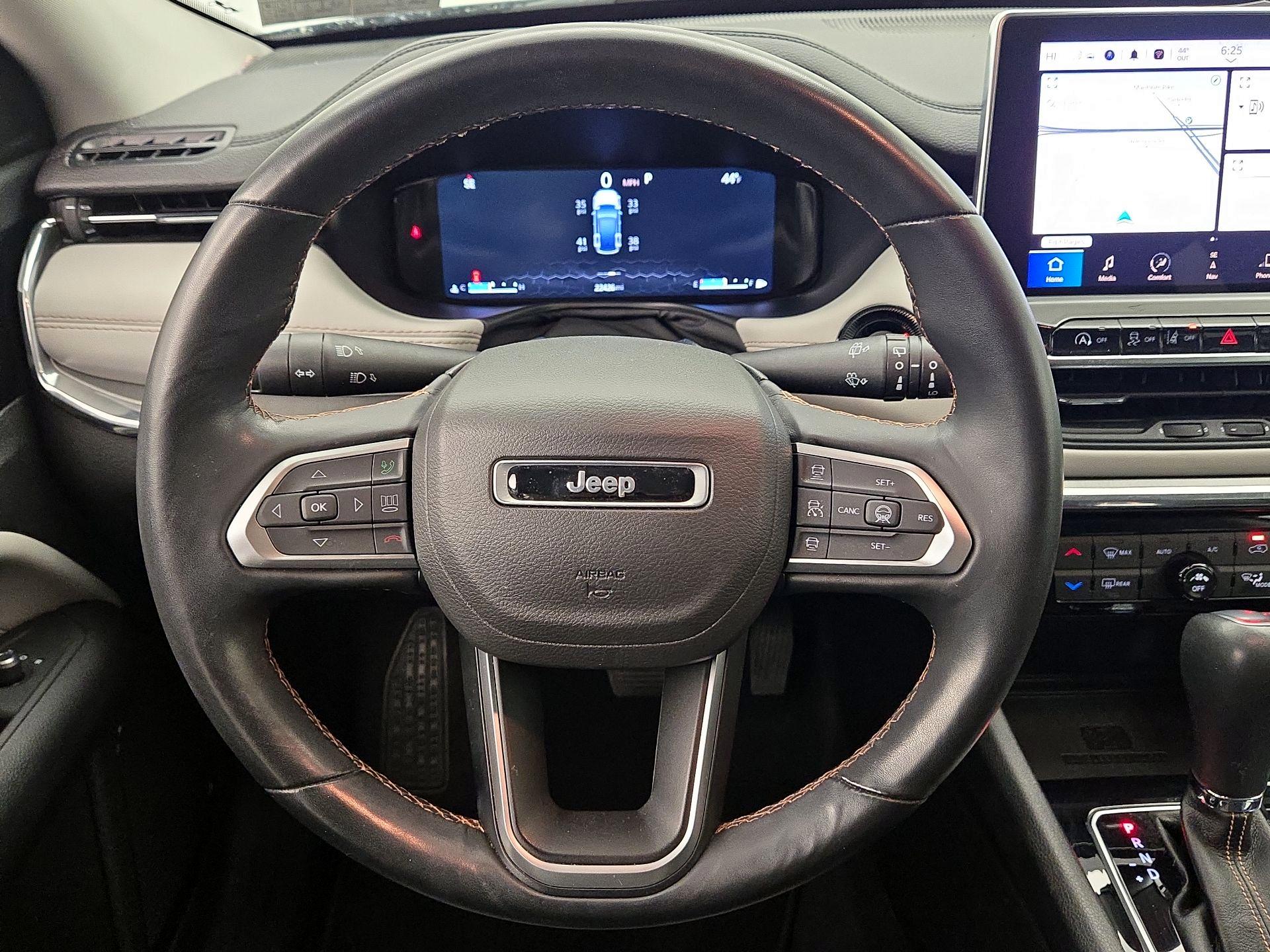 Thumbnail: 2022 Jeep Compass - 10