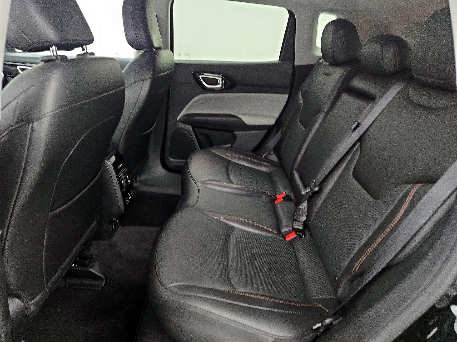 Thumbnail: 2022 Jeep Compass - 19