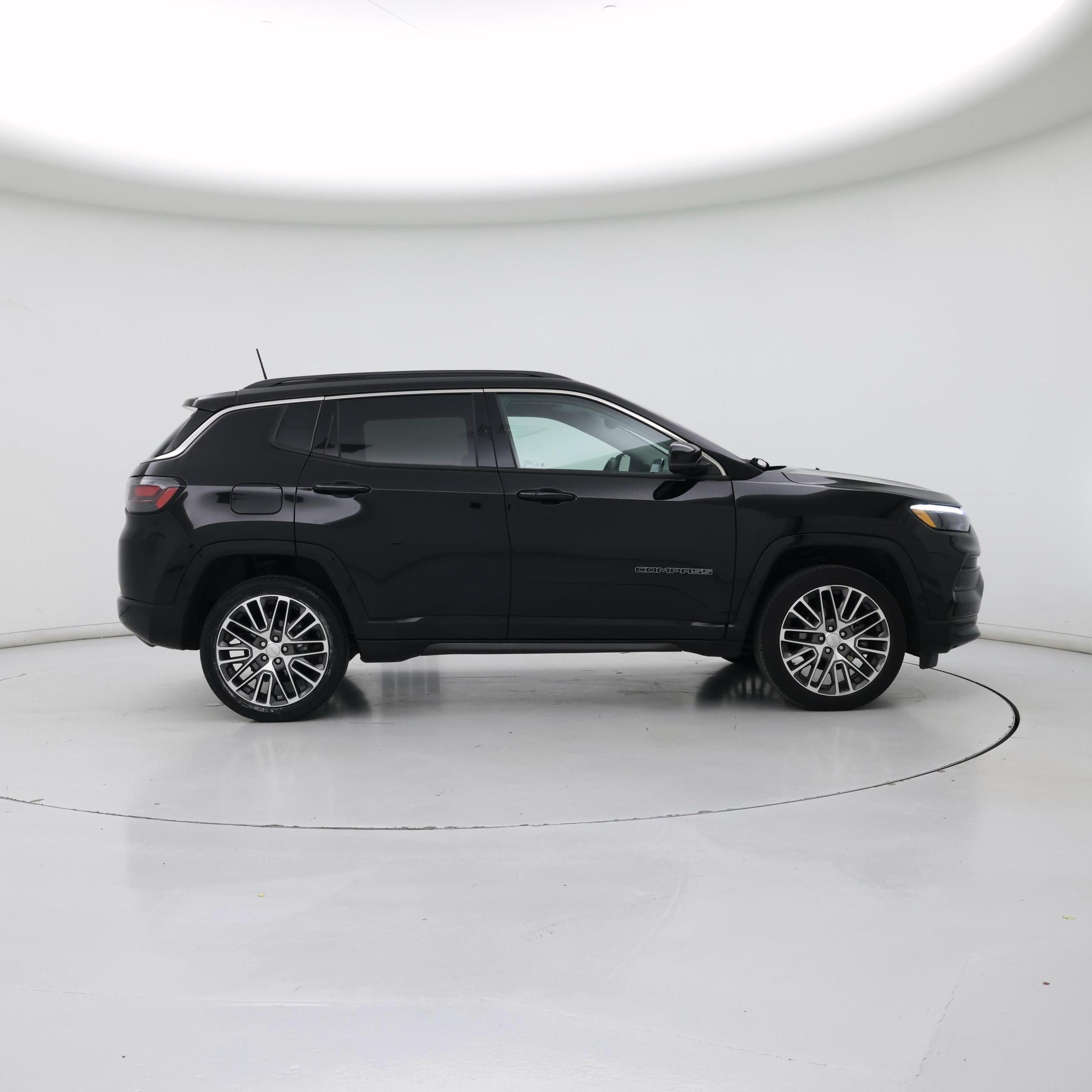 Thumbnail: 2022 Jeep Compass - 7