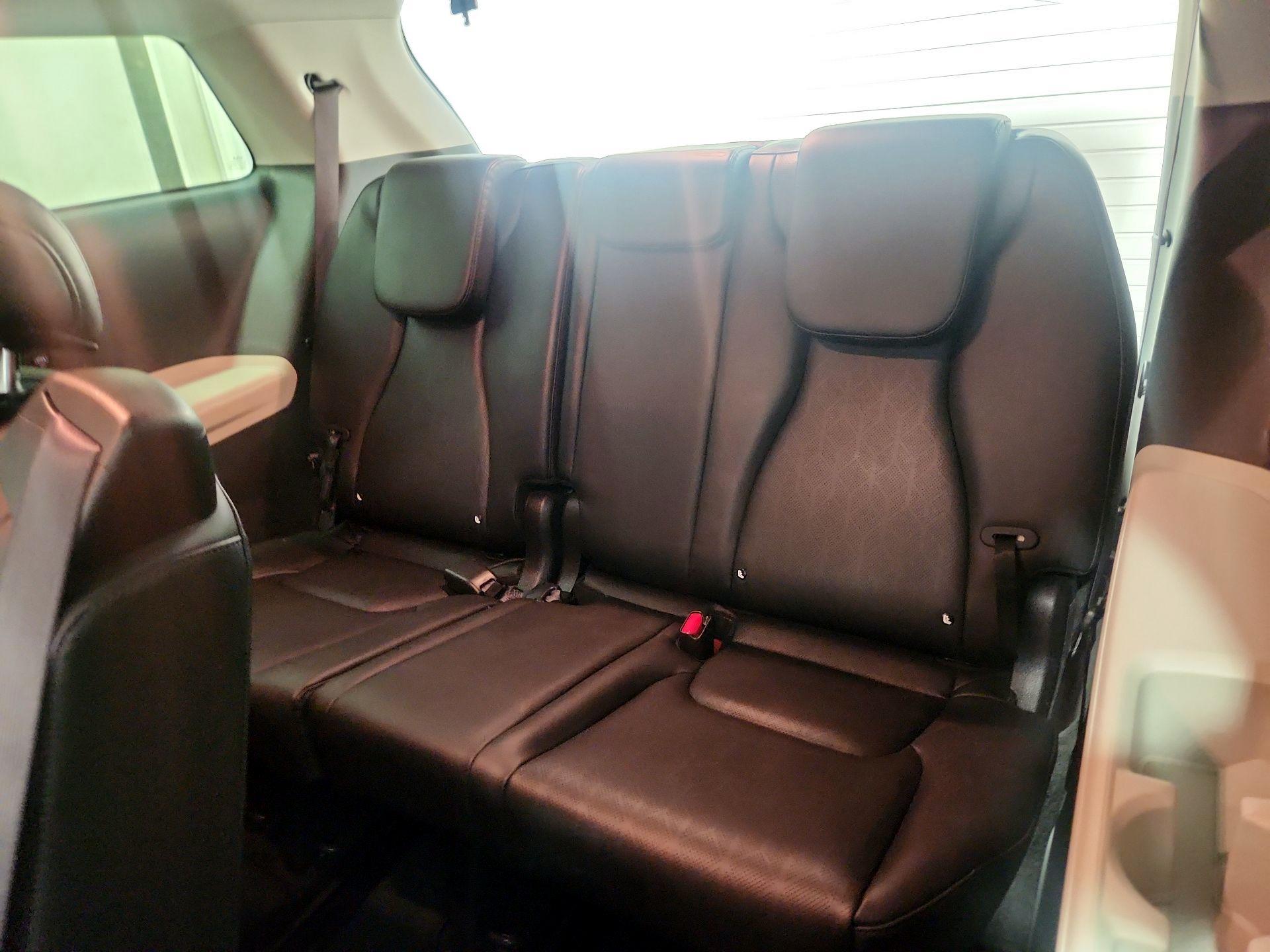 Thumbnail: 2023 Kia Carnival - 20