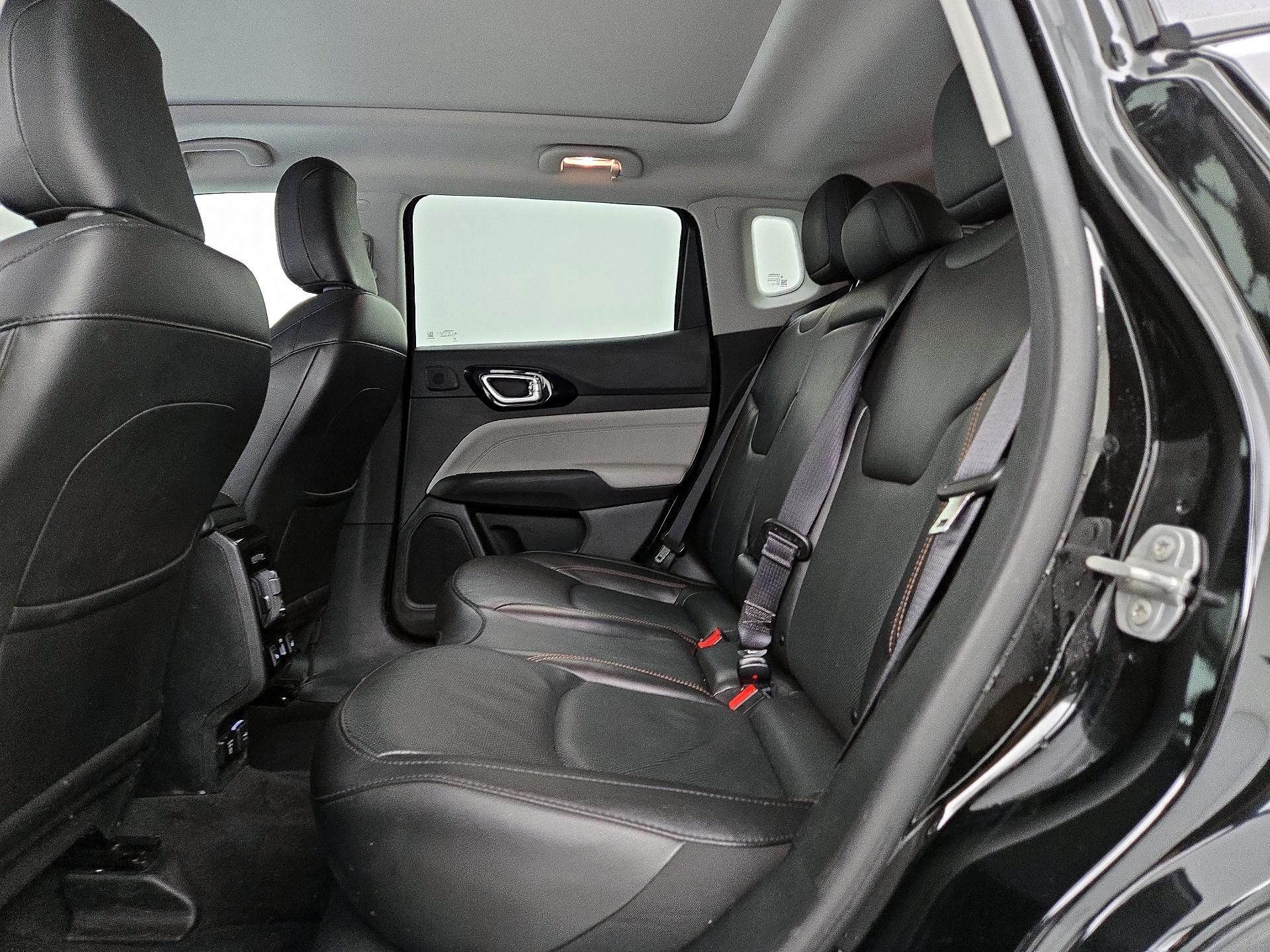 Thumbnail: 2022 Jeep Compass - 20