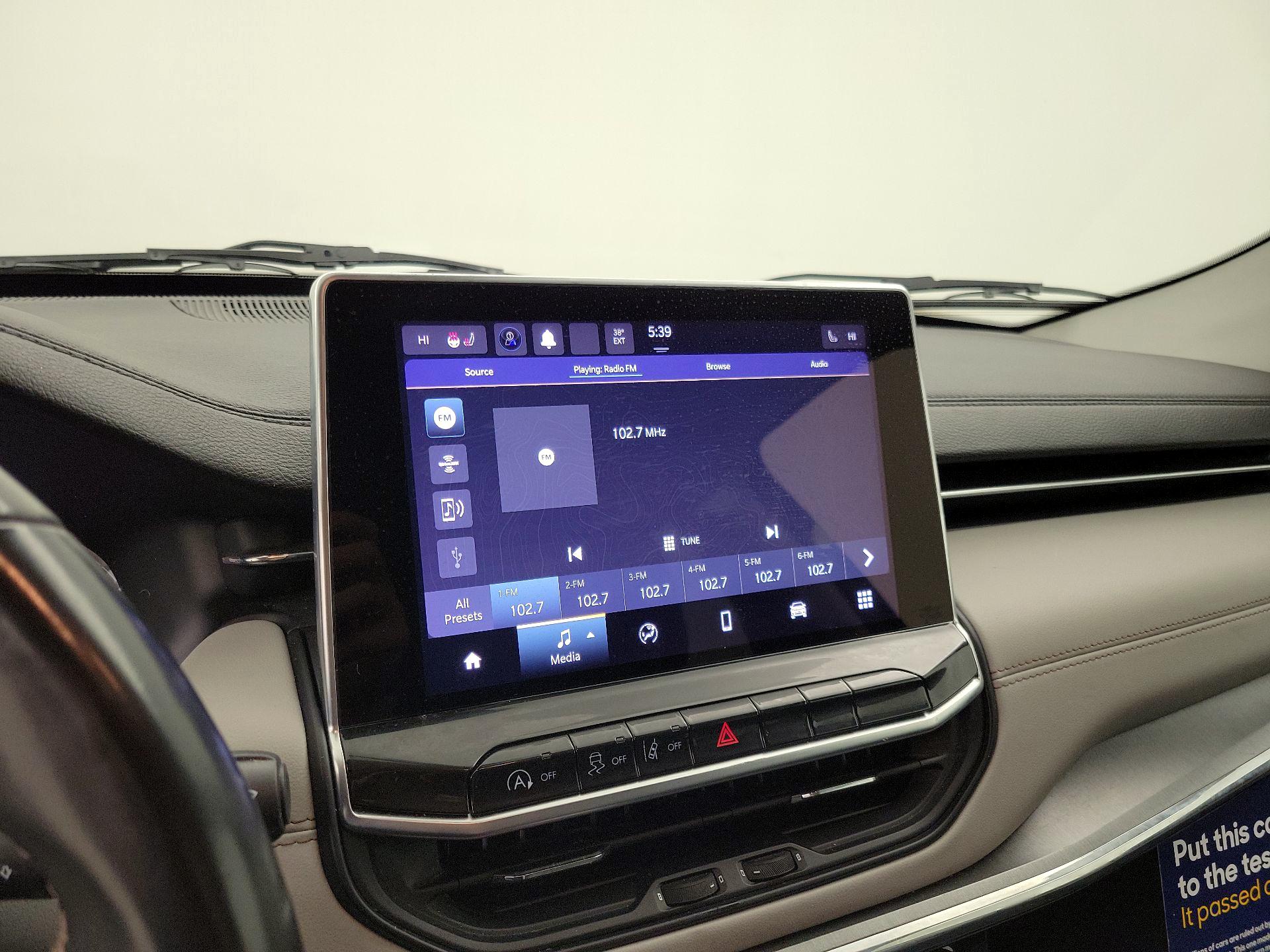 Thumbnail: 2022 Jeep Compass - 15