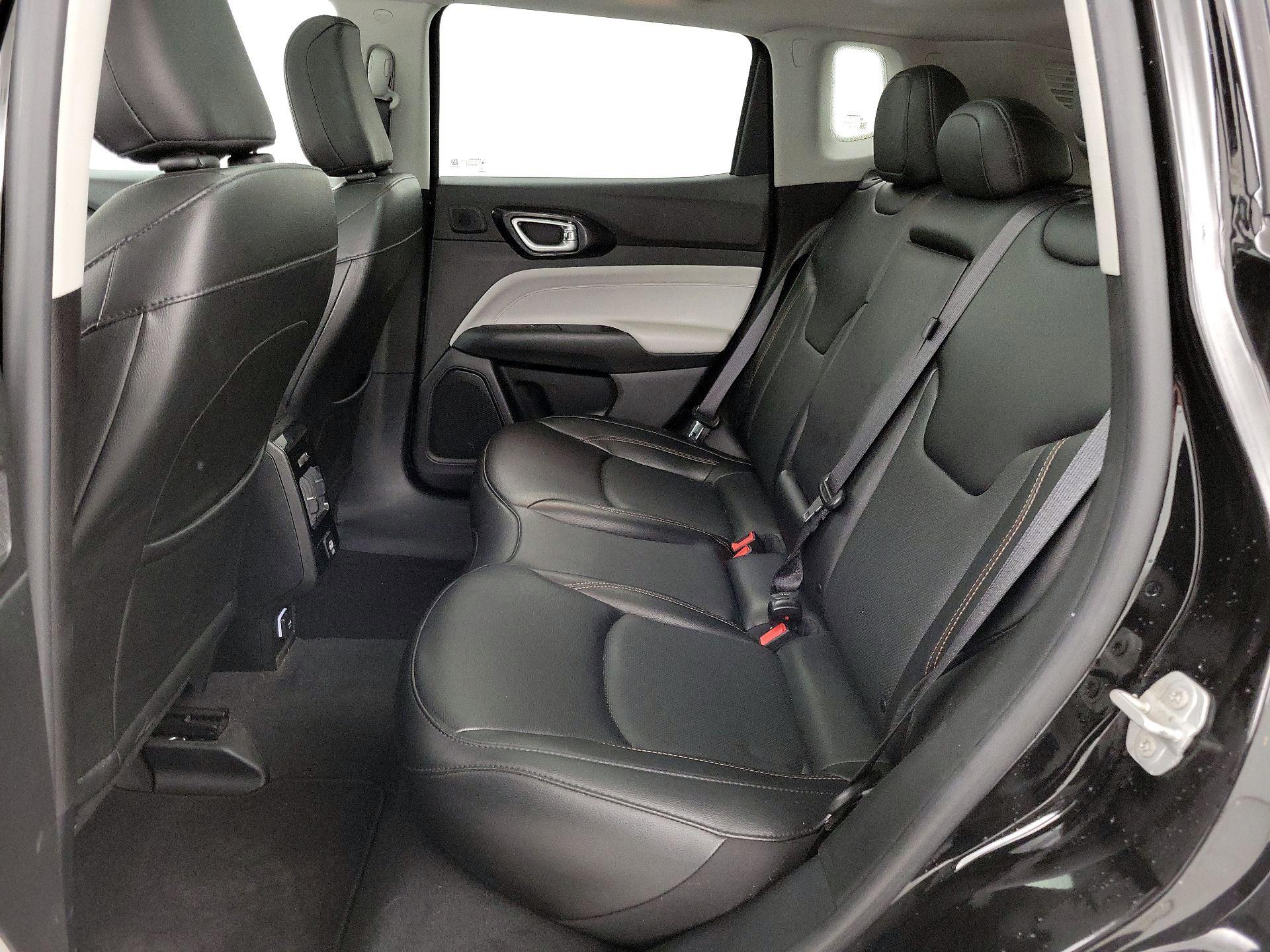 Thumbnail: 2022 Jeep Compass - 20