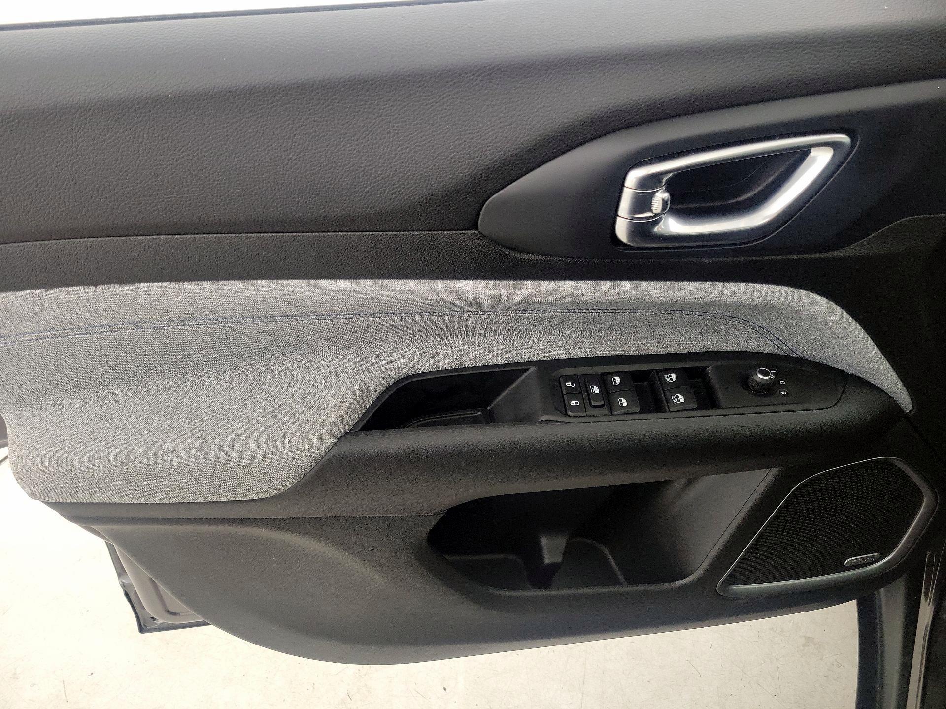 Thumbnail: 2022 Jeep Compass - 12