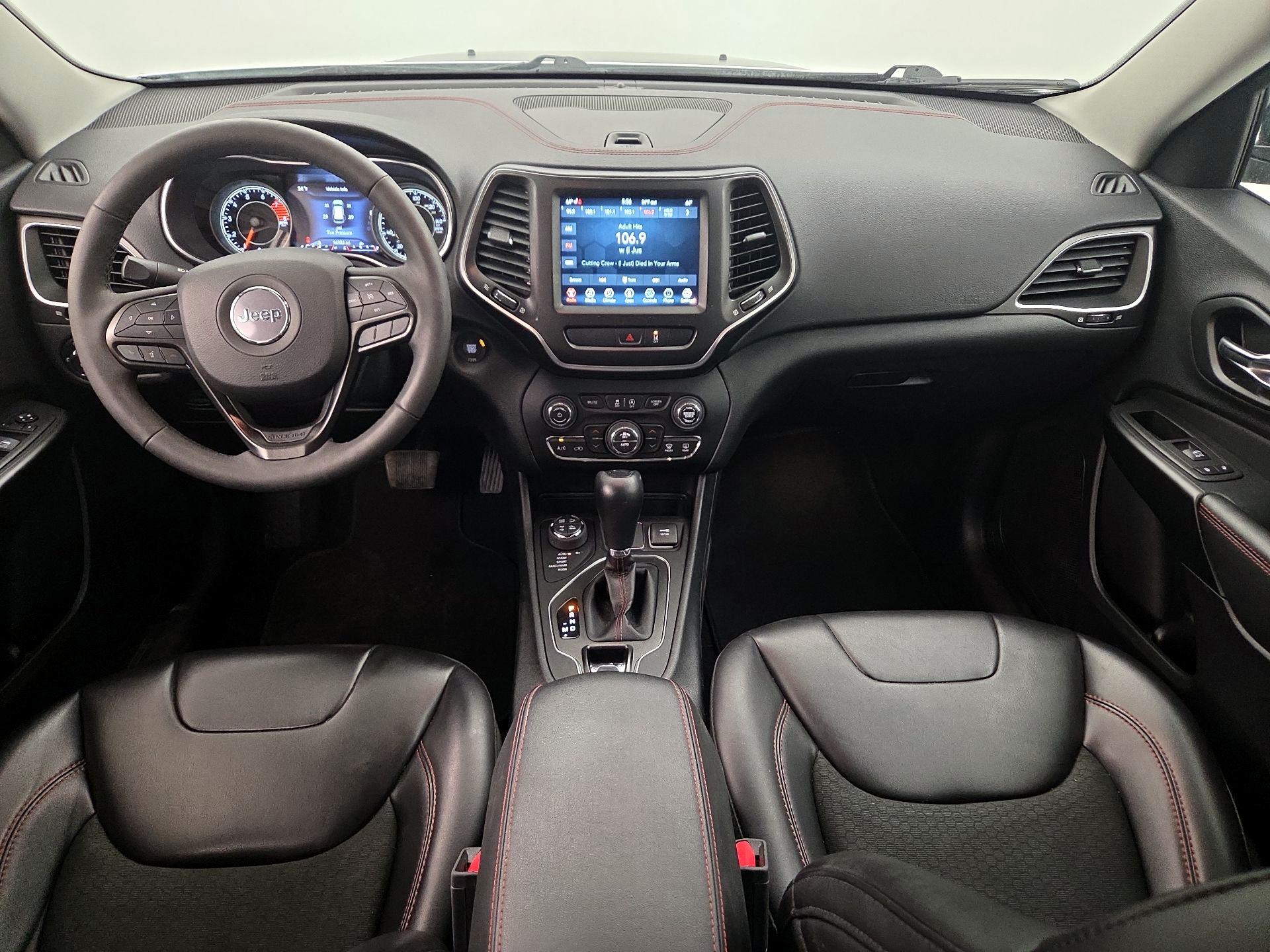 Thumbnail: 2022 Jeep Cherokee - 9