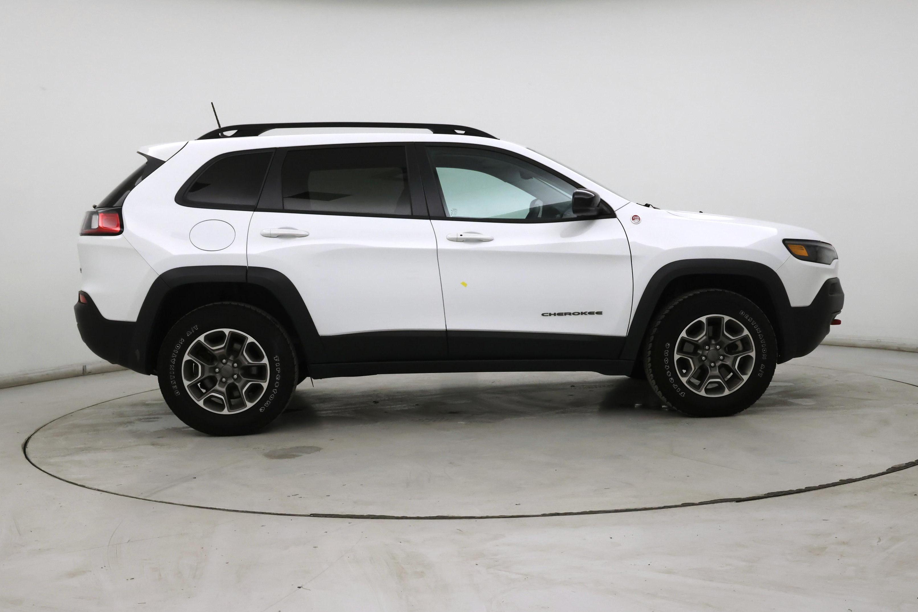Thumbnail: 2022 Jeep Cherokee - 7