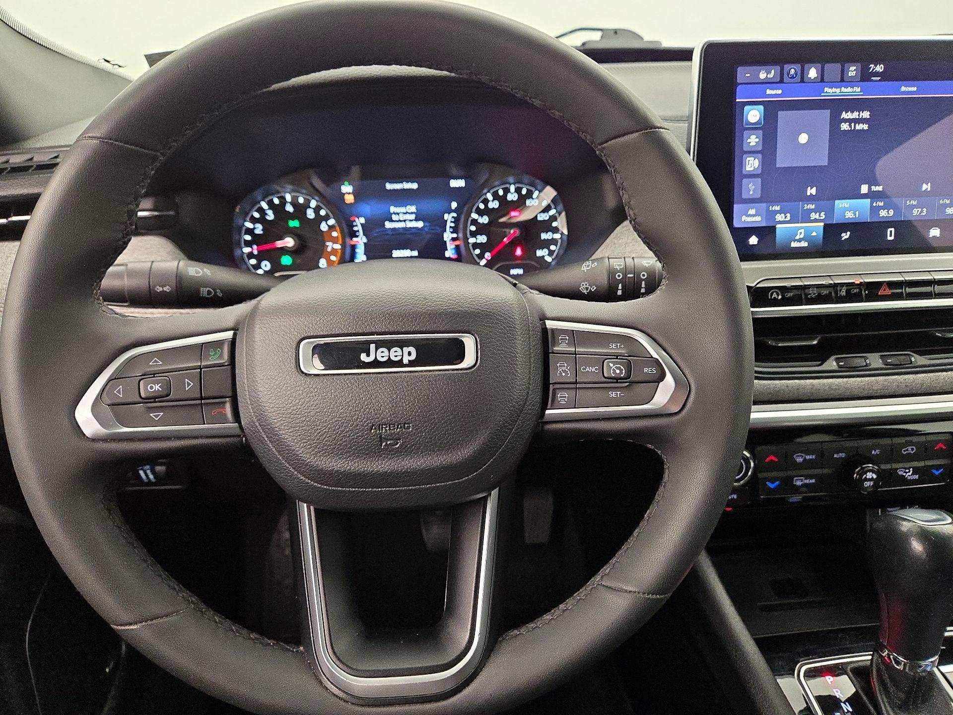 Thumbnail: 2023 Jeep Compass - 10