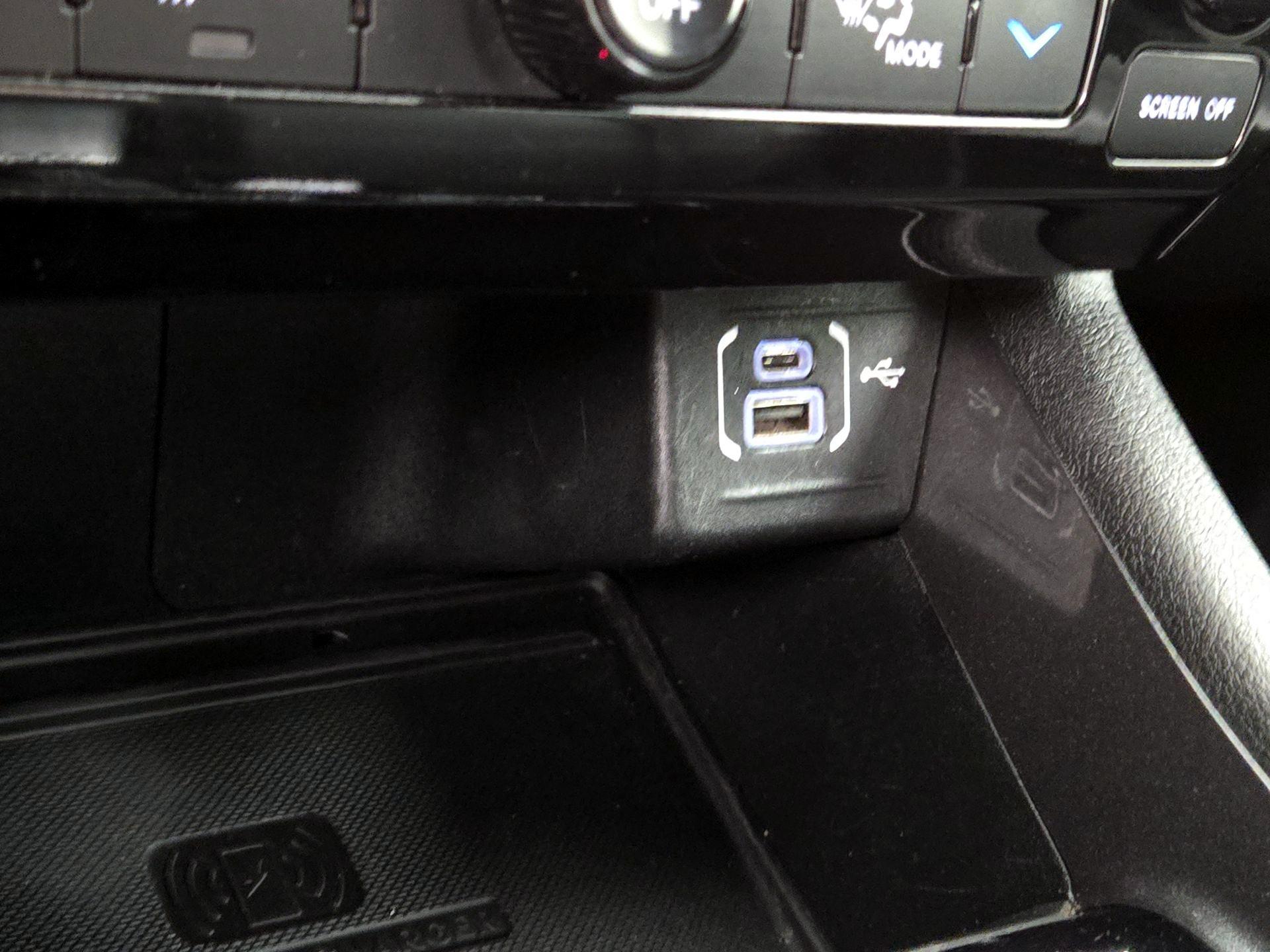 Thumbnail: 2023 Jeep Compass - 17