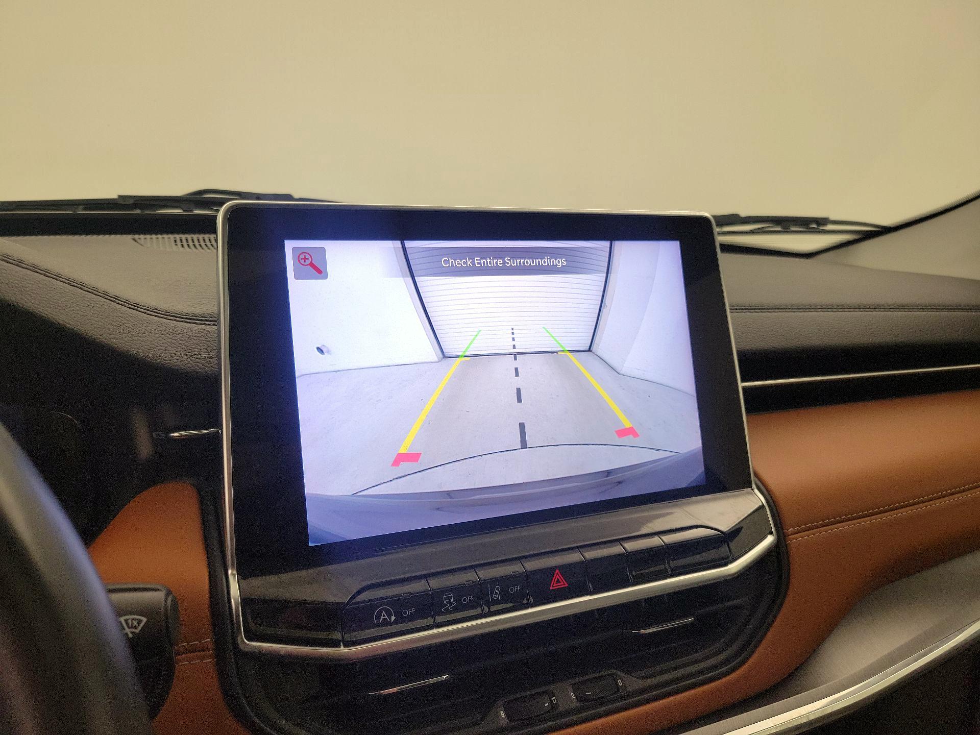 Thumbnail: 2022 Jeep Compass - 15