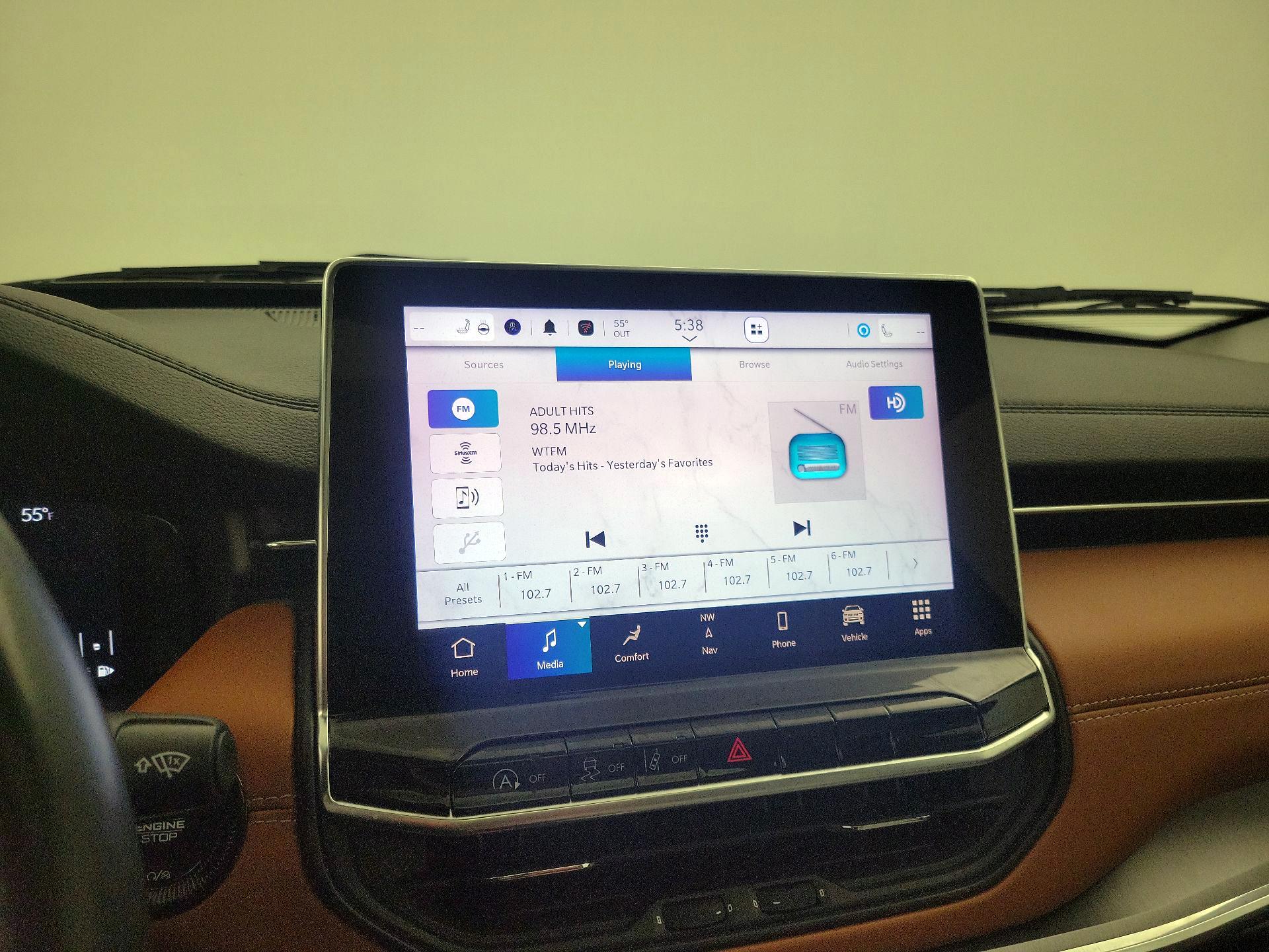 Thumbnail: 2022 Jeep Compass - 16