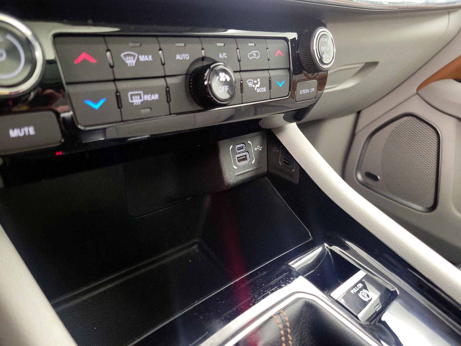 Thumbnail: 2022 Jeep Compass - 19