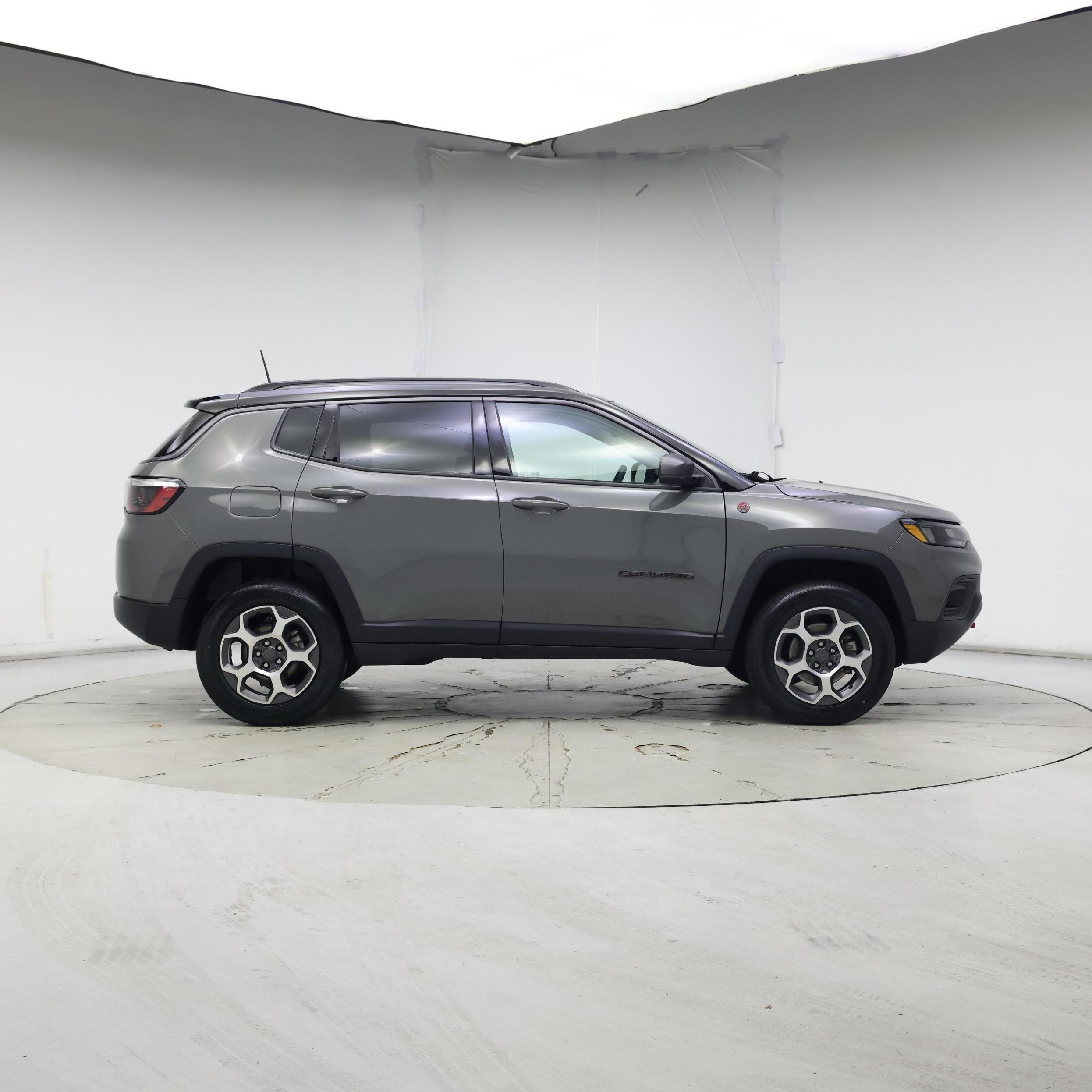 Thumbnail: 2022 Jeep Compass - 7