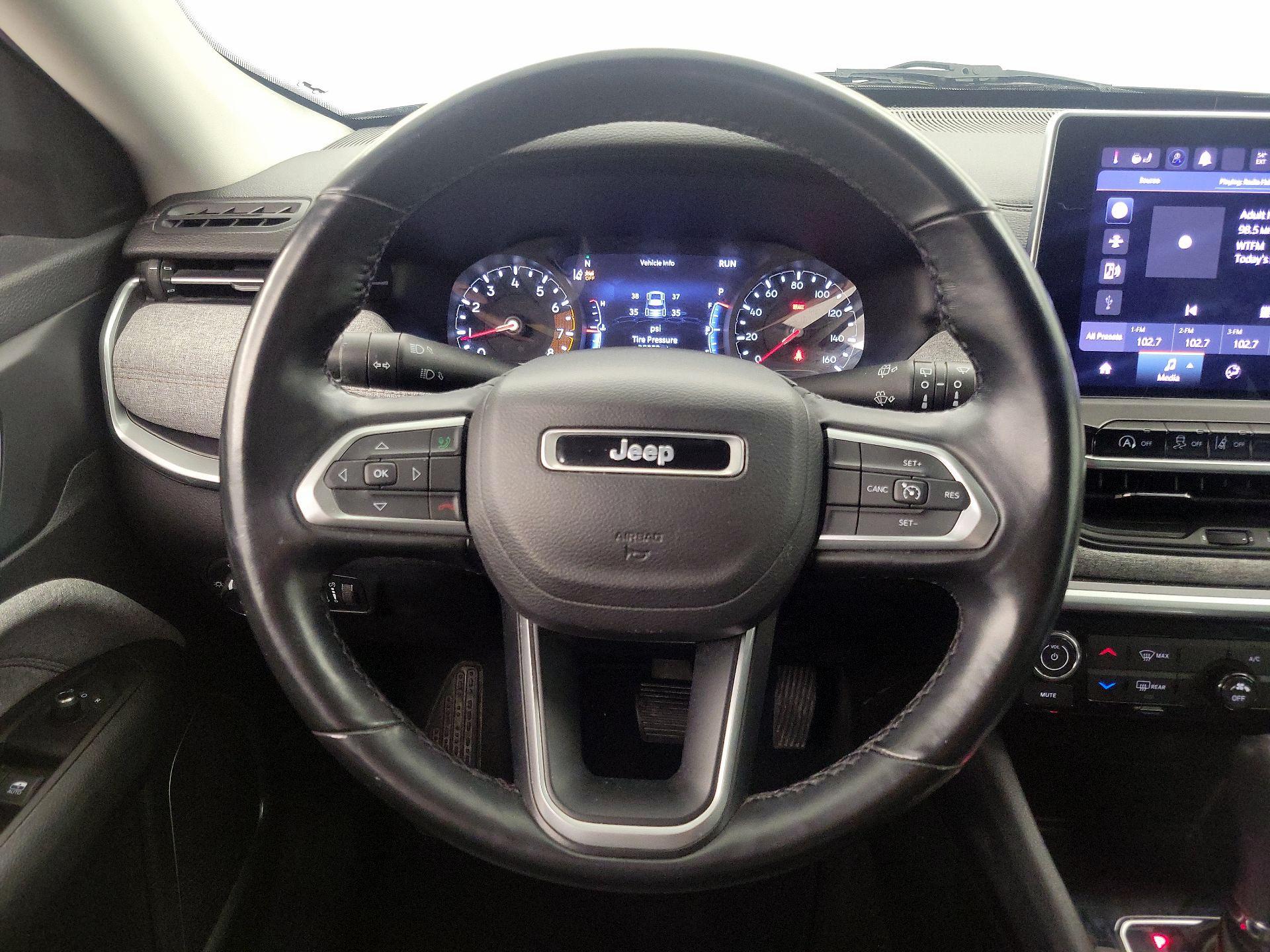 Thumbnail: 2022 Jeep Compass - 10