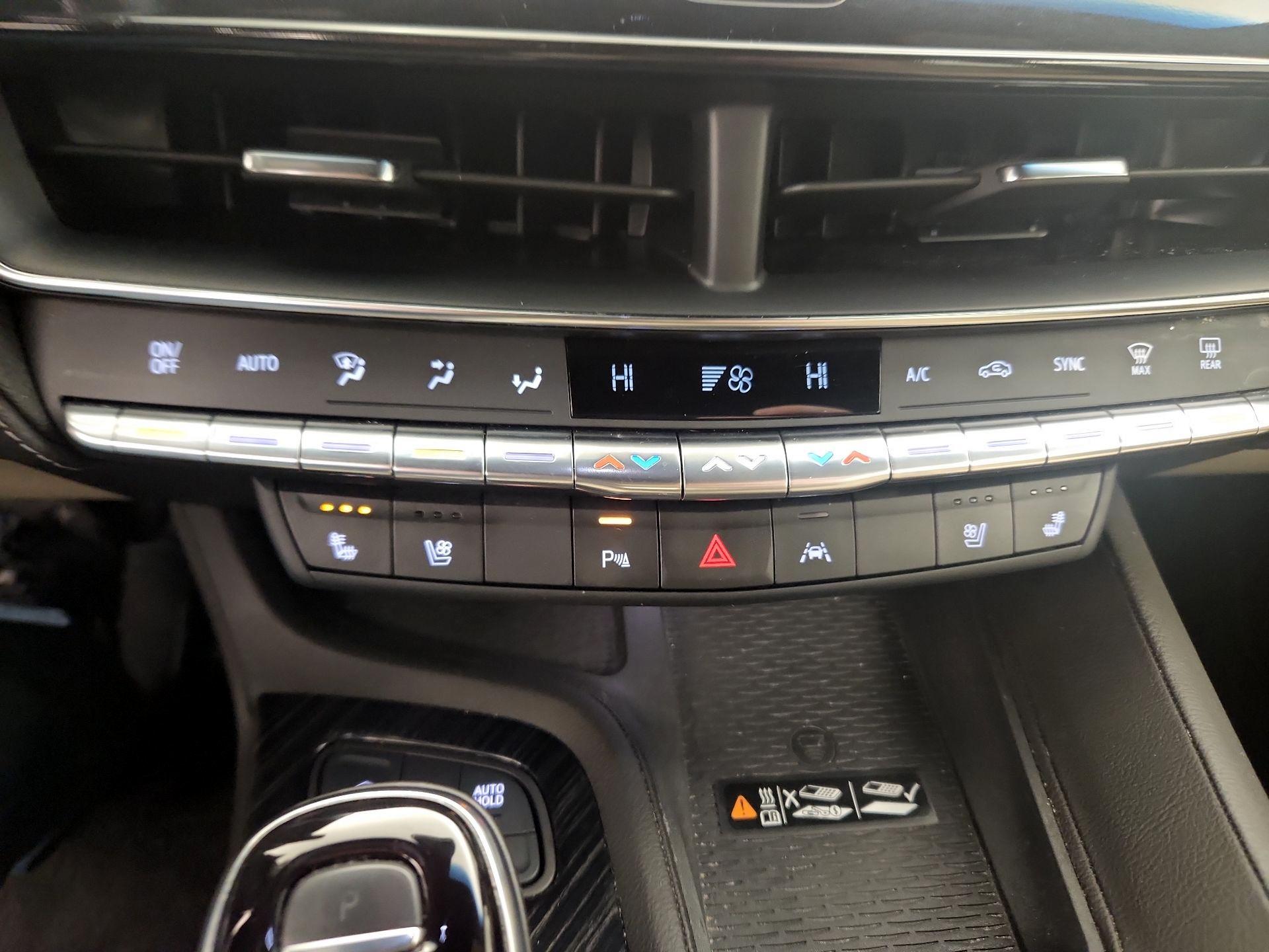 Thumbnail: 2023 Cadillac CT5 - 17