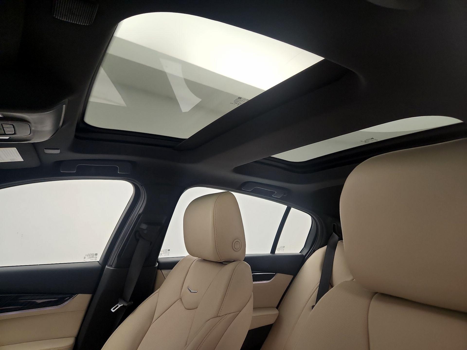 Thumbnail: 2023 Cadillac CT5 - 20