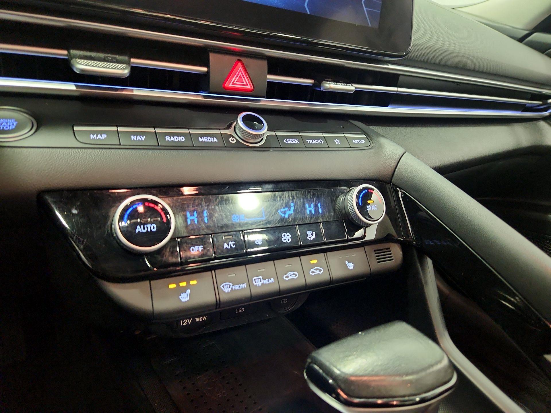 Thumbnail: 2023 Hyundai Elantra - 17