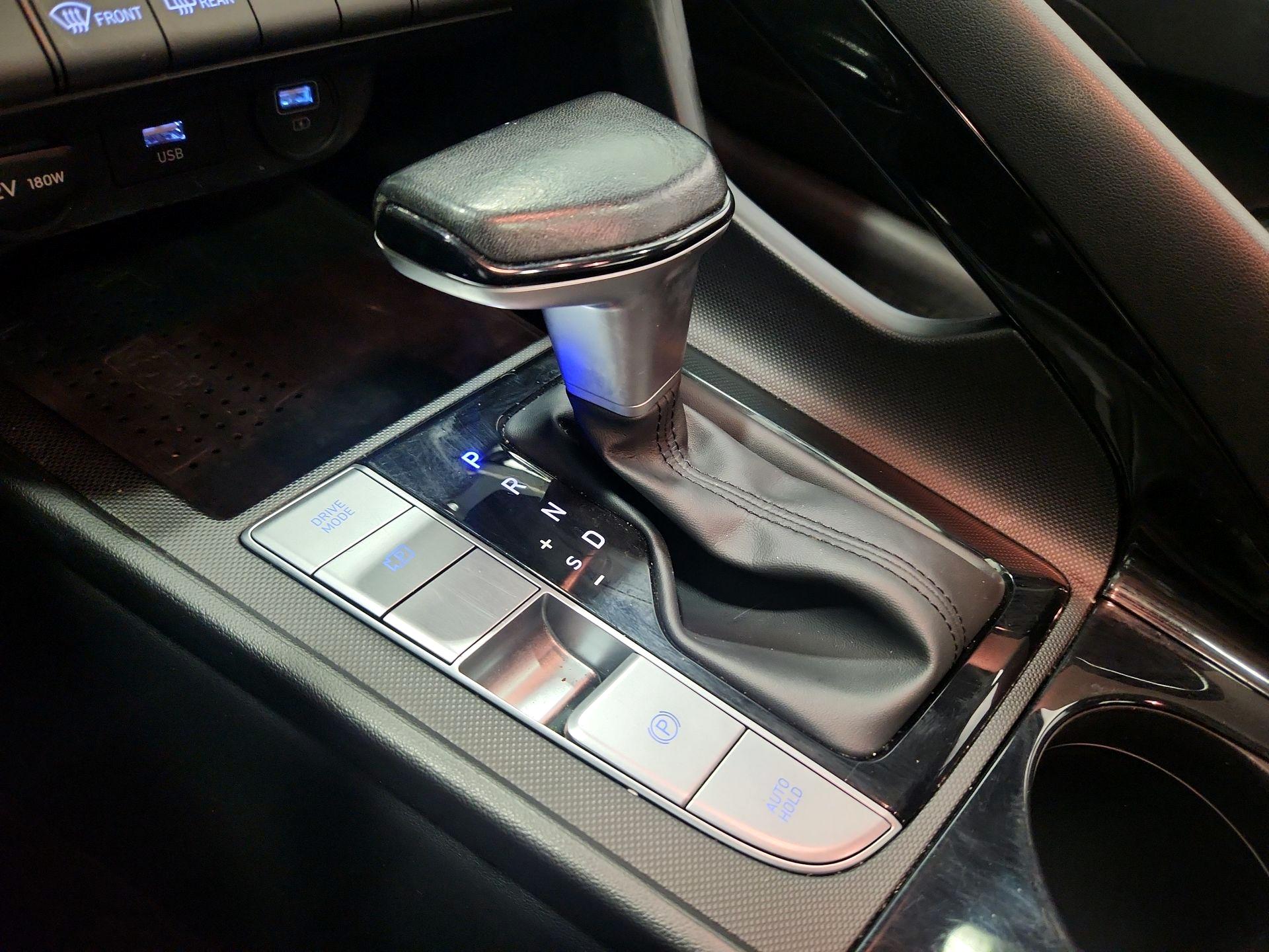 Thumbnail: 2023 Hyundai Elantra - 18