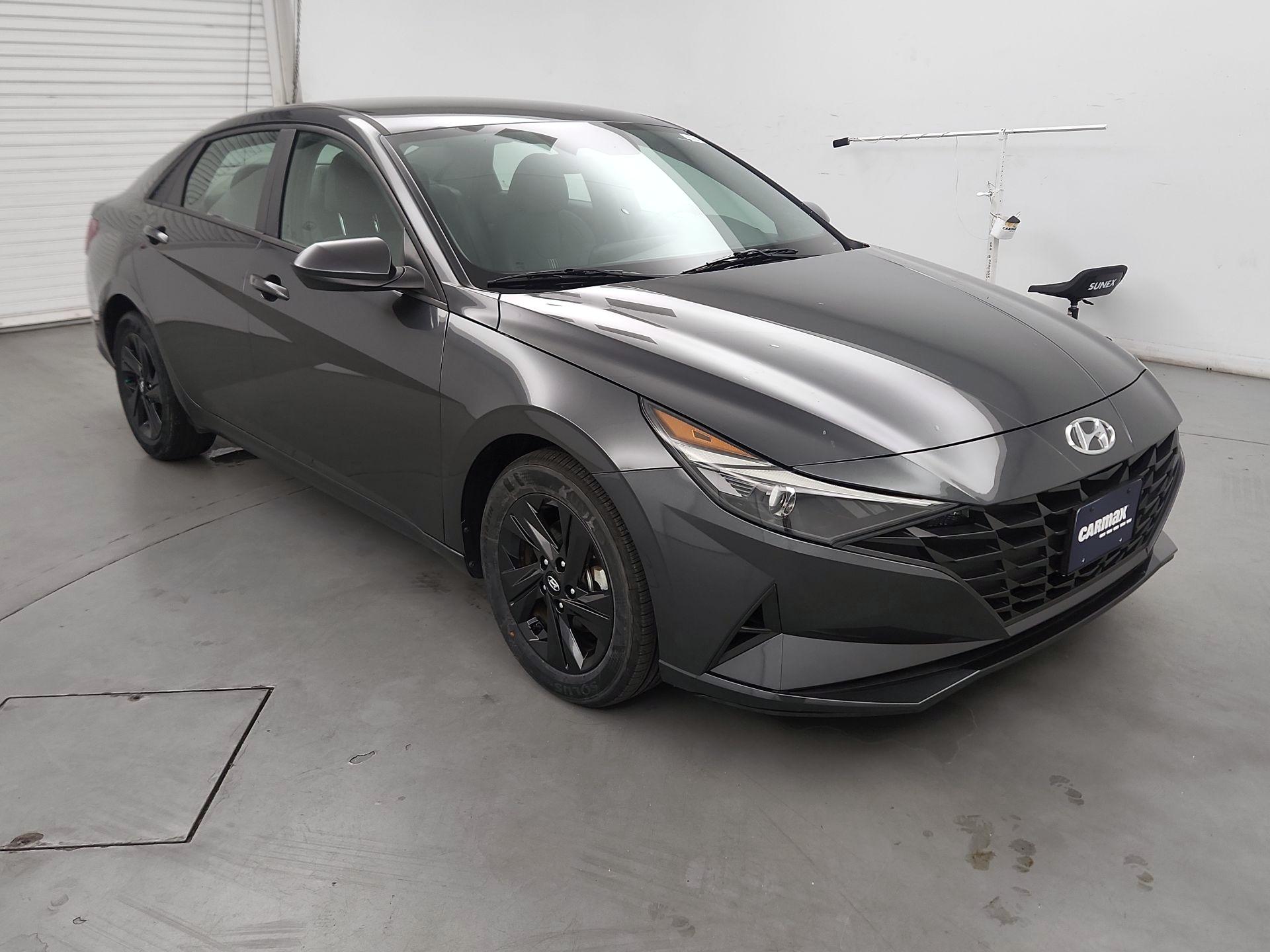 Thumbnail: 2023 Hyundai Elantra - 1