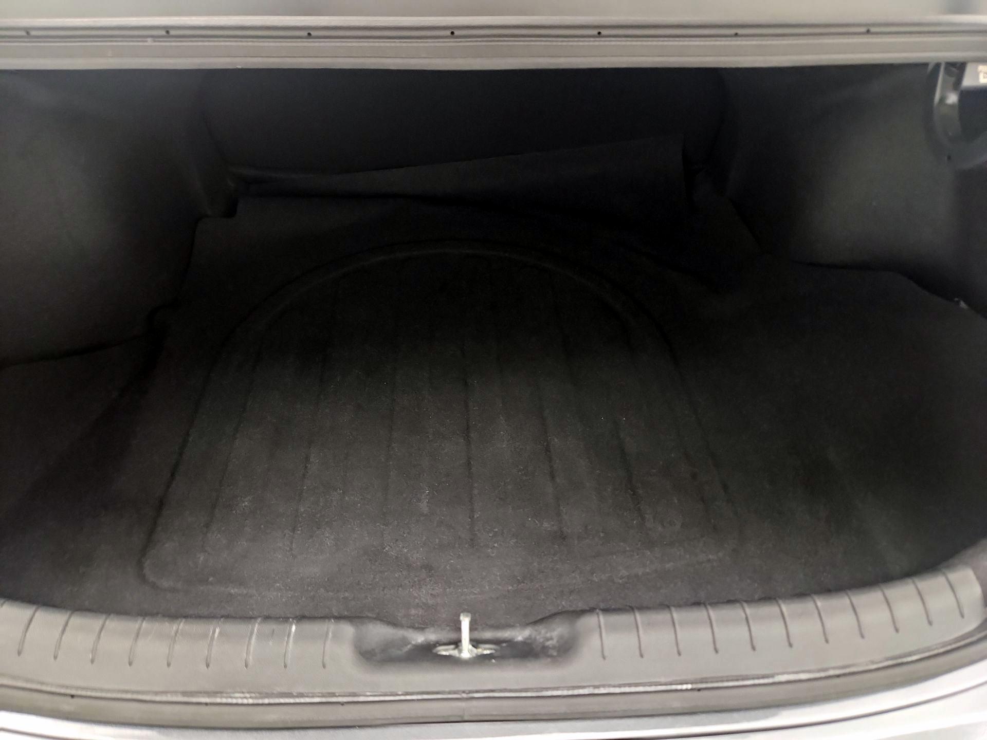 Thumbnail: 2023 Hyundai Elantra - 18