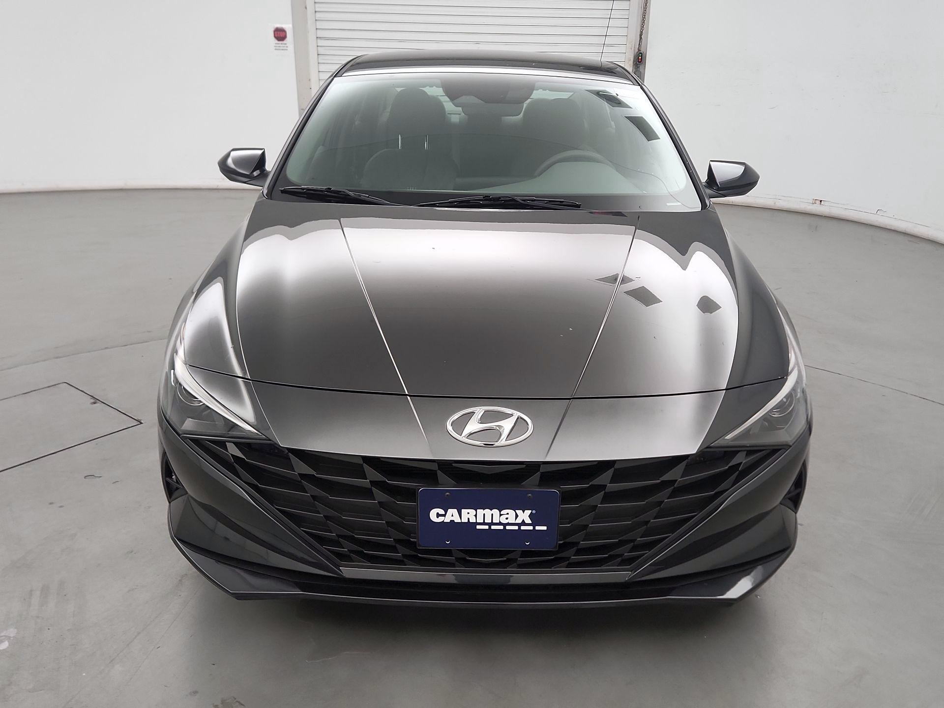 Thumbnail: 2023 Hyundai Elantra - 2