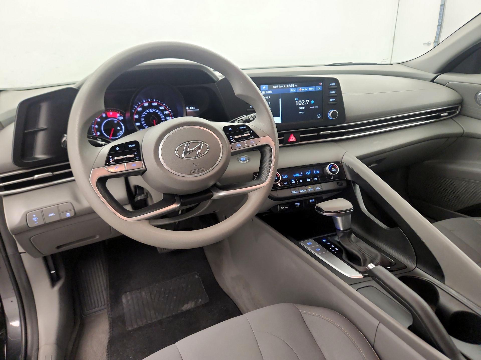 Thumbnail: 2023 Hyundai Elantra - 8