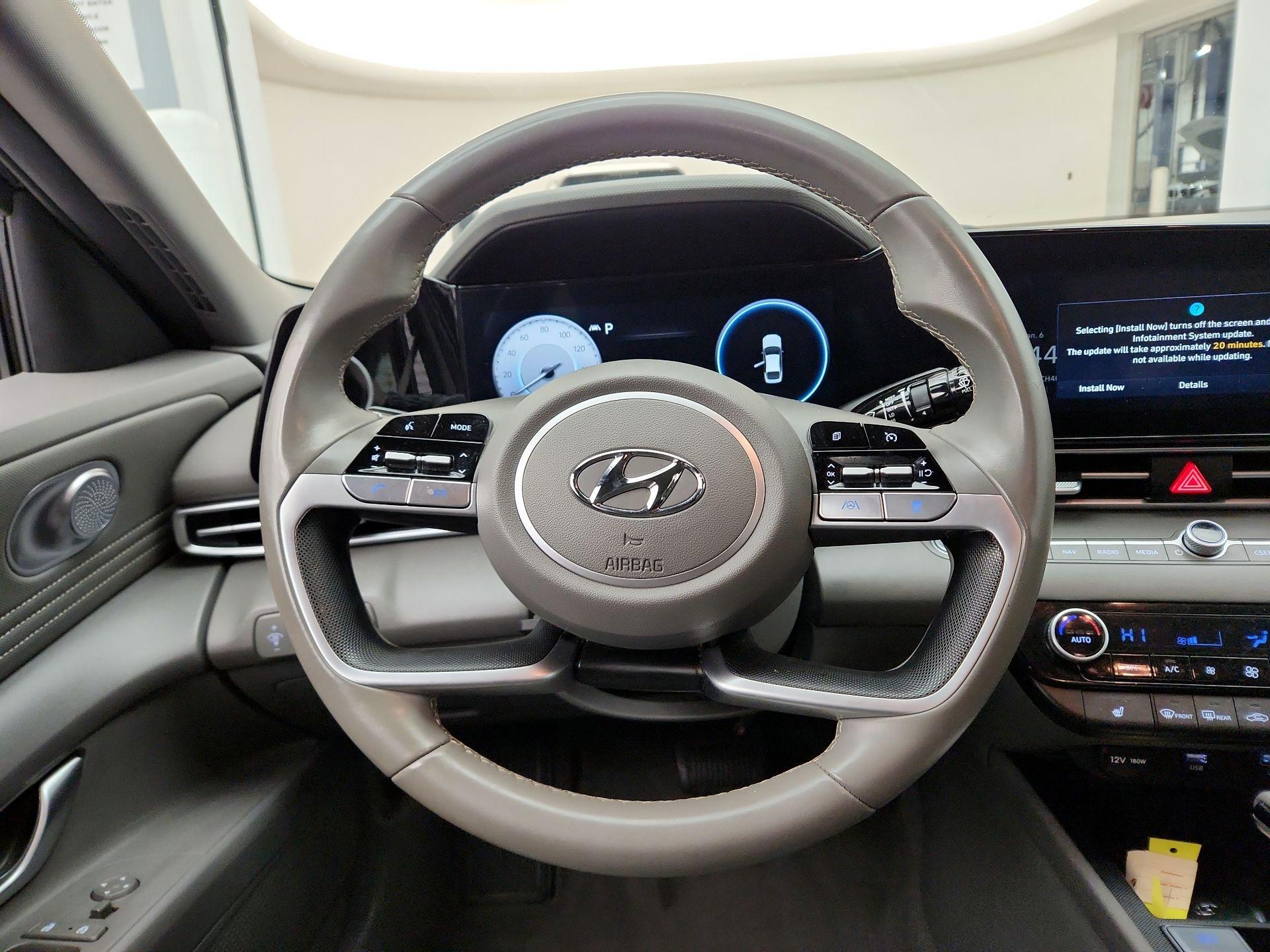 Thumbnail: 2023 Hyundai Elantra - 10