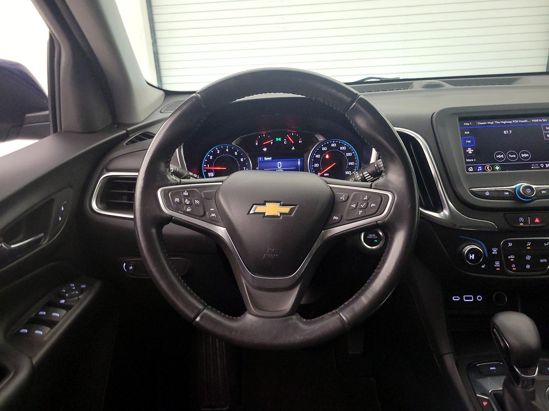 Thumbnail: 2022 Chevrolet Equinox - 10