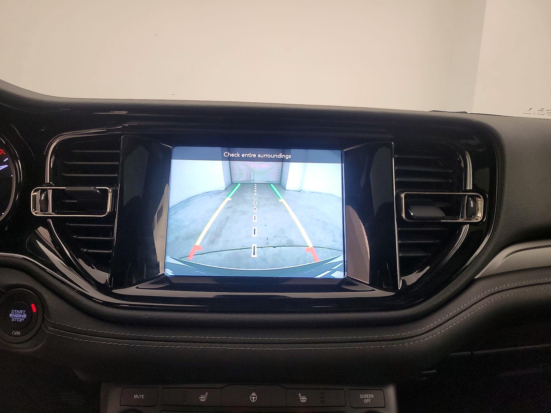 Thumbnail: 2022 Dodge Durango - 14