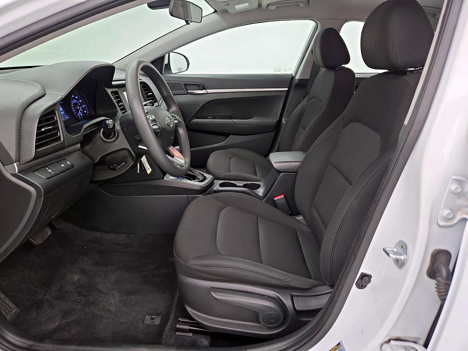 Thumbnail: 2020 Hyundai Elantra - 11