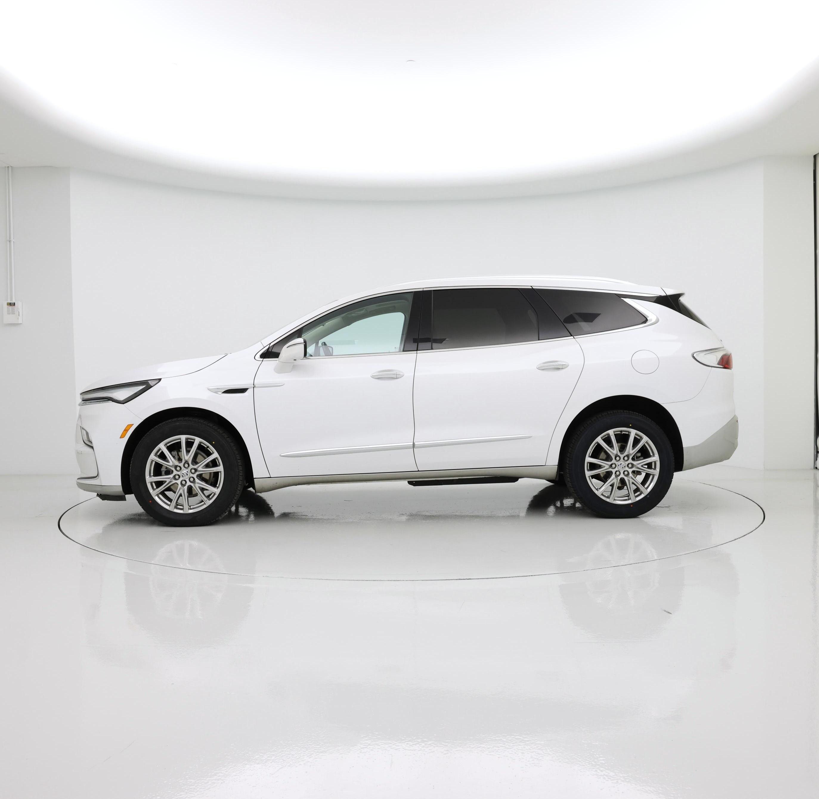 Thumbnail: 2023 Buick Enclave - 3