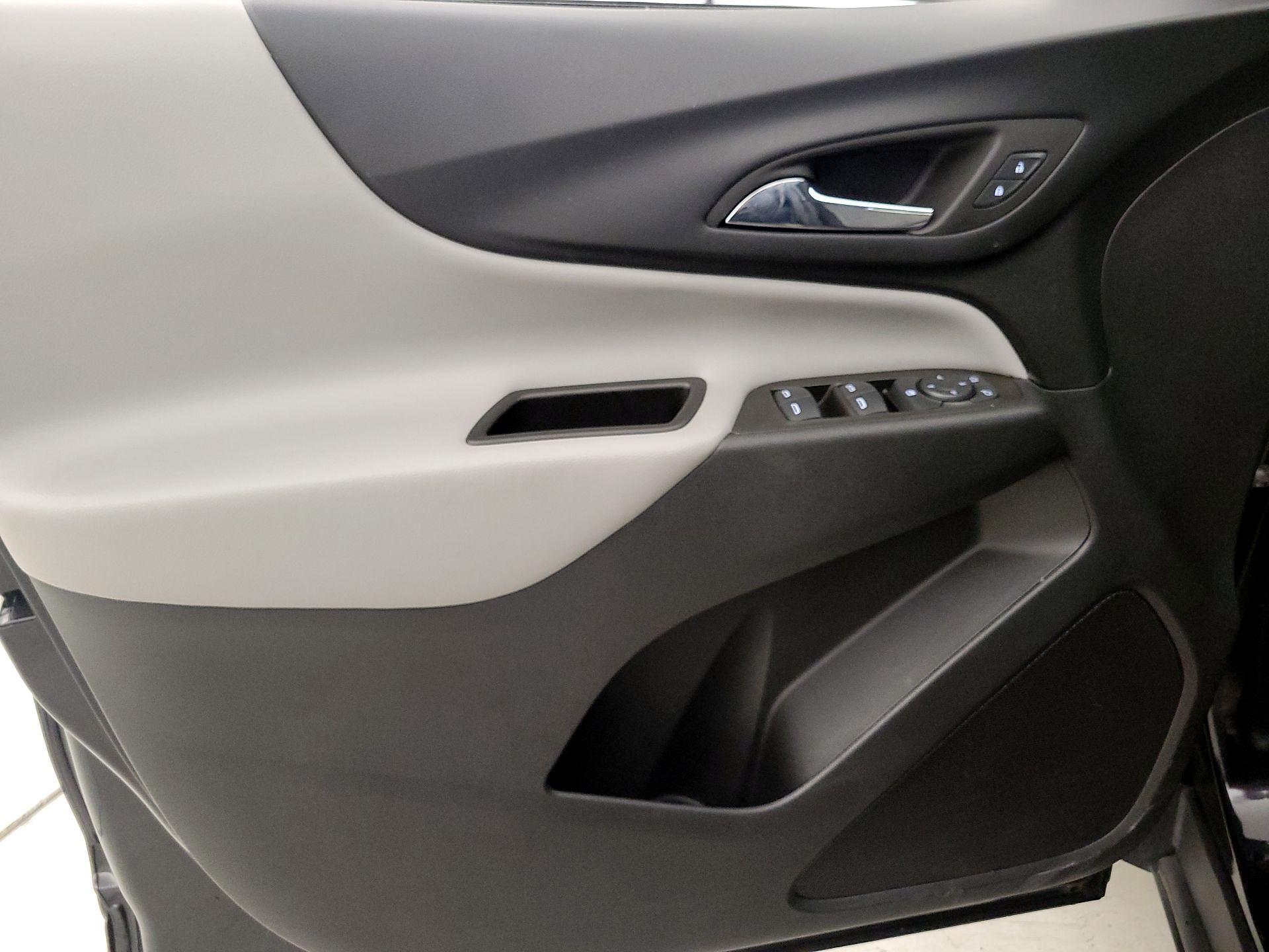 Thumbnail: 2023 Chevrolet Equinox - 12