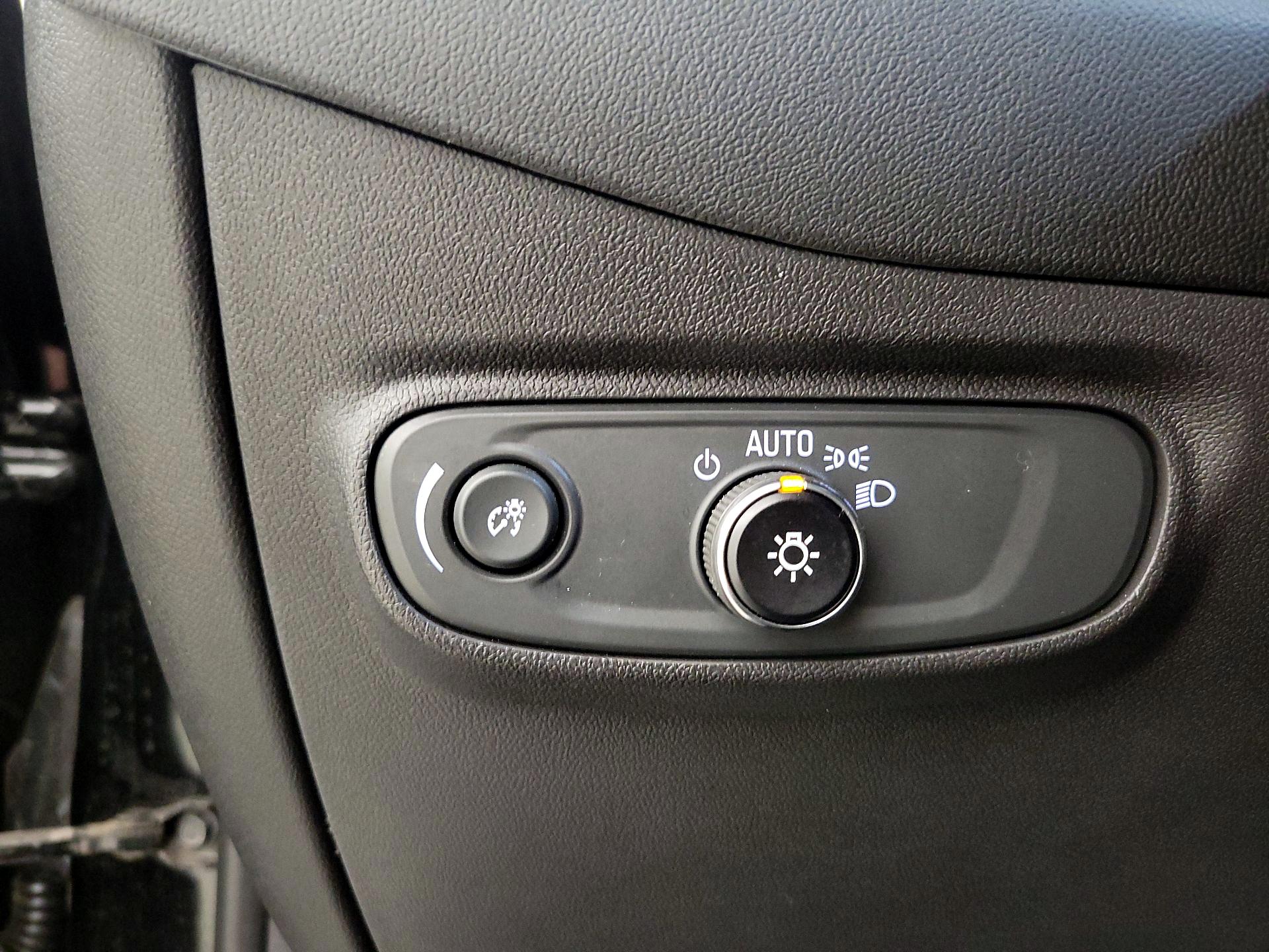 Thumbnail: 2023 Chevrolet Equinox - 13