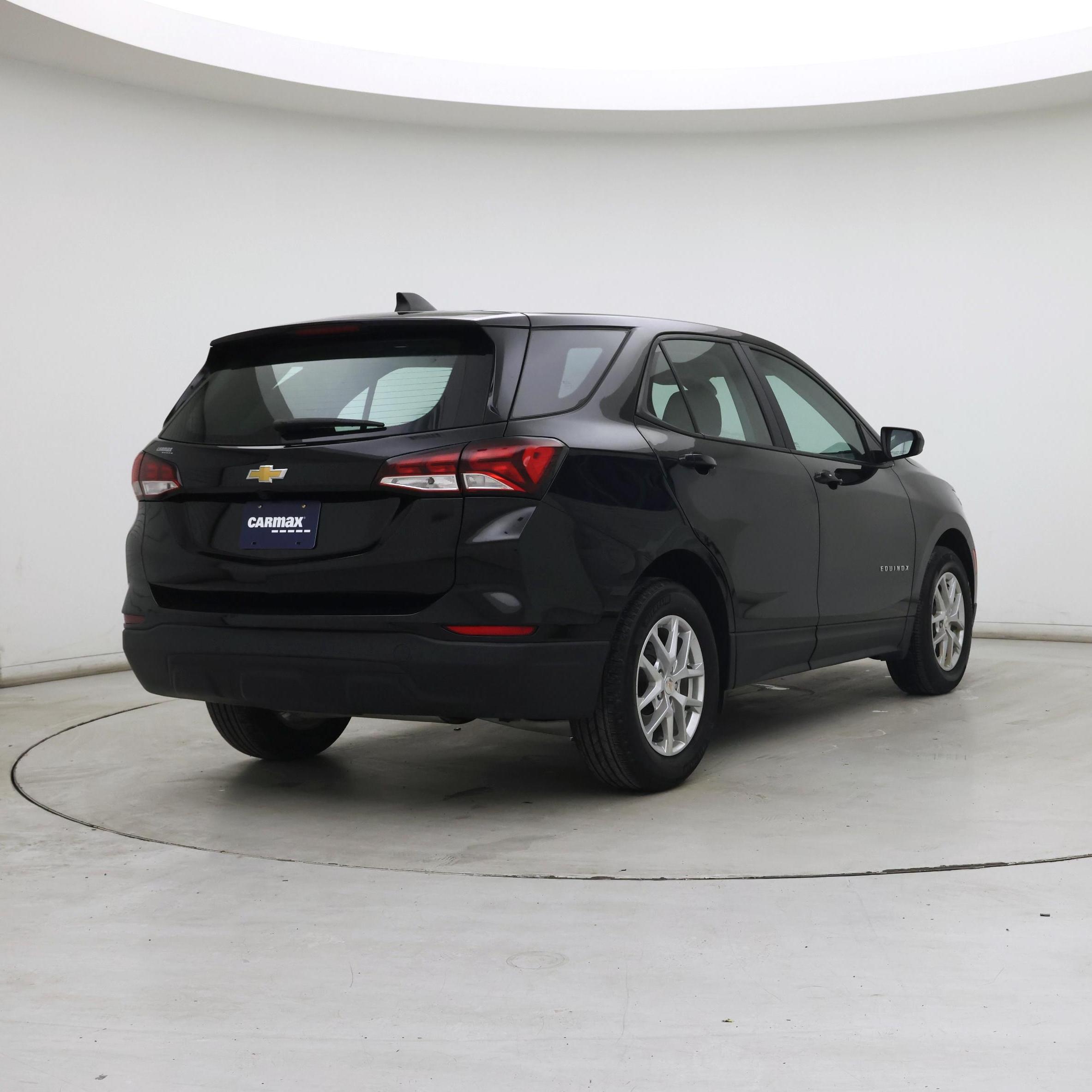 Thumbnail: 2023 Chevrolet Equinox - 8