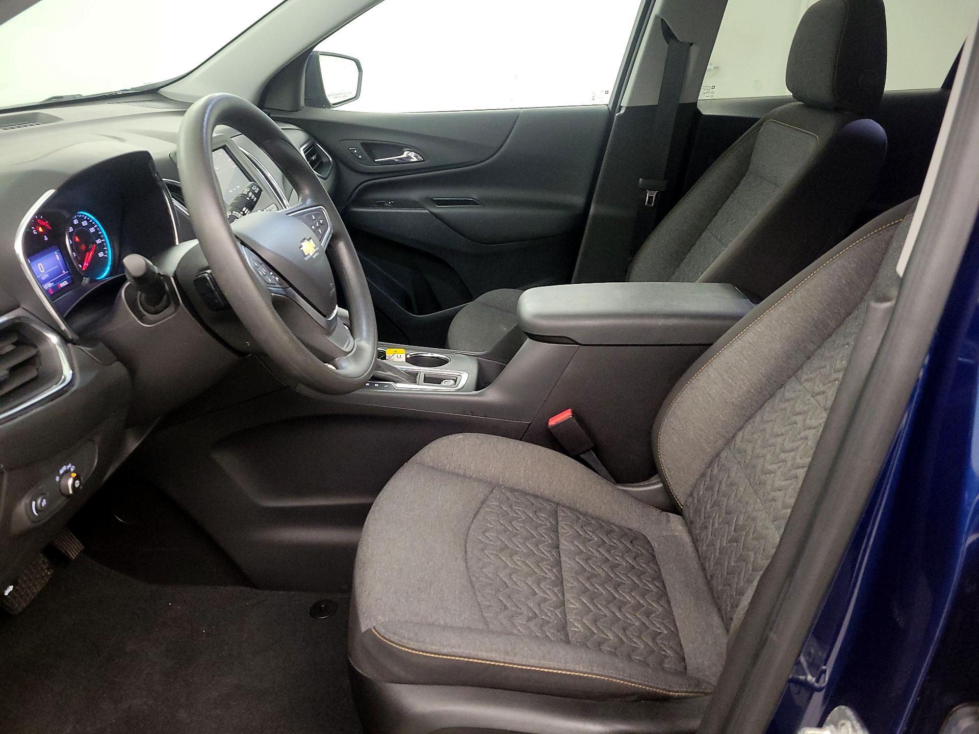 Thumbnail: 2022 Chevrolet Equinox - 11