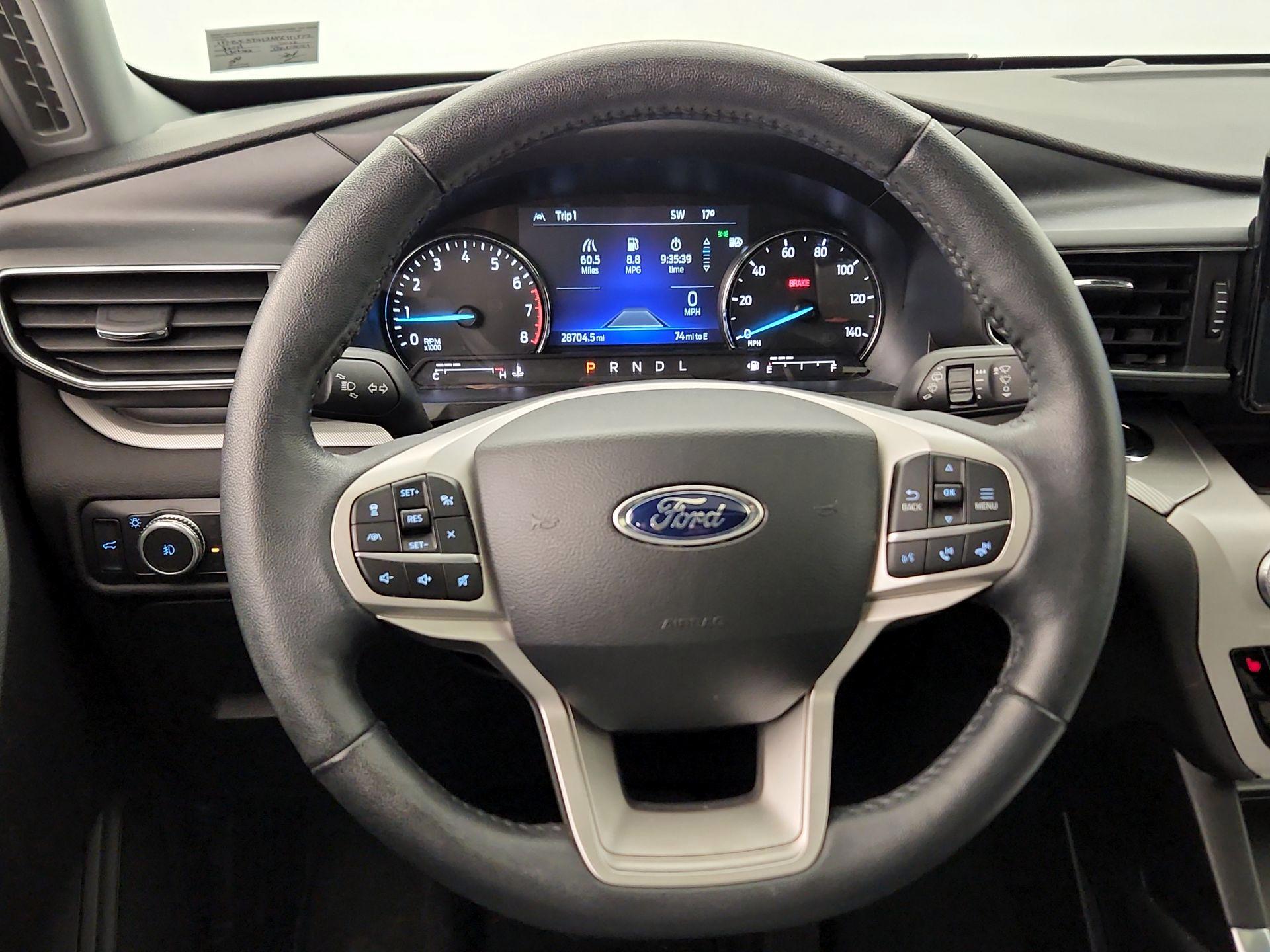 Thumbnail: 2022 Ford Explorer - 10