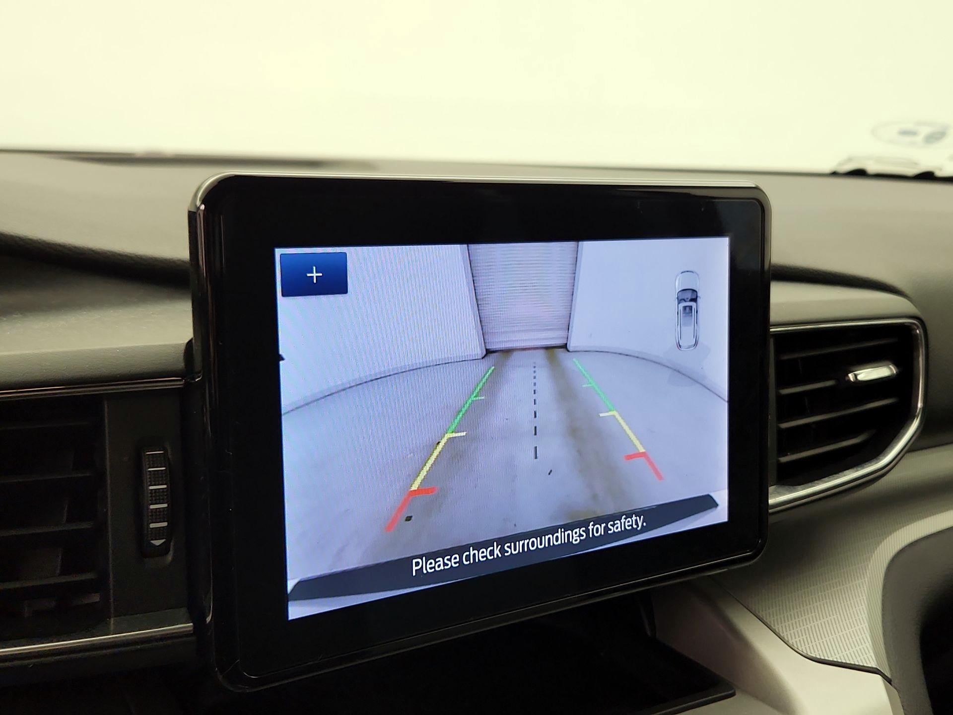 Thumbnail: 2022 Ford Explorer - 15