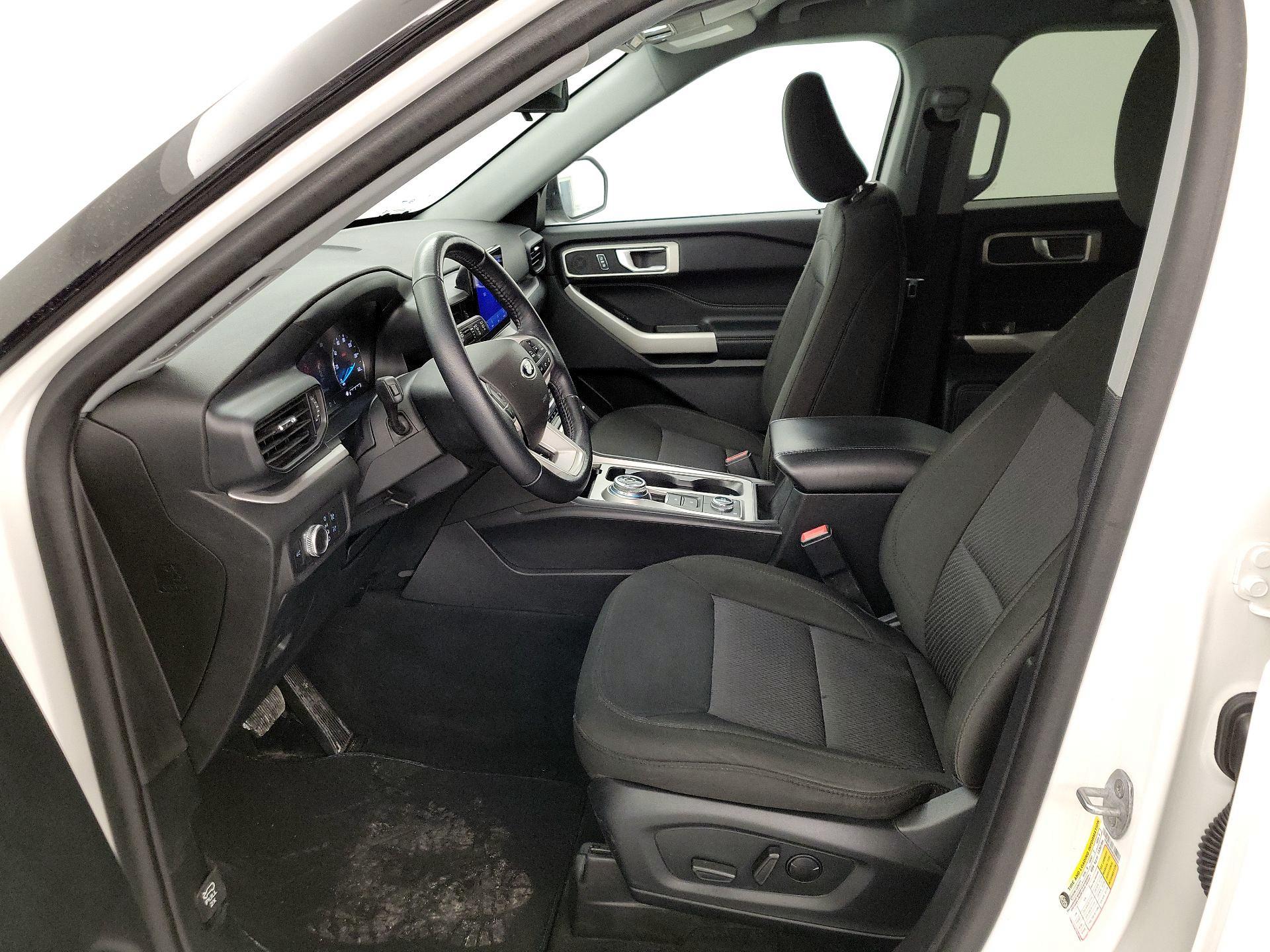 Thumbnail: 2022 Ford Explorer - 11