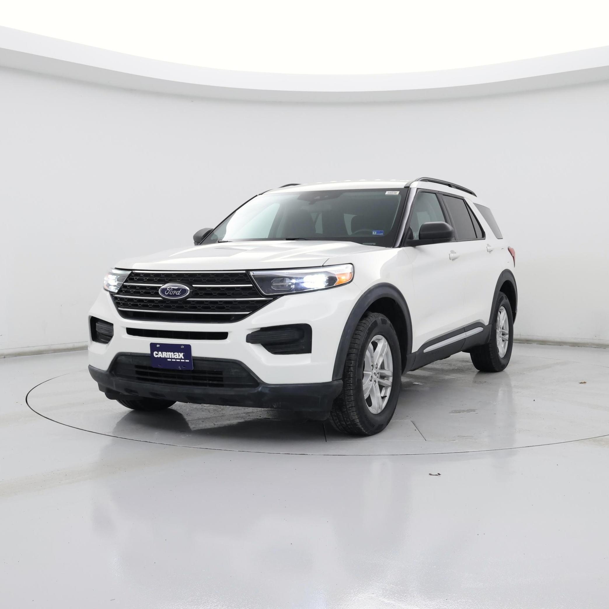 Thumbnail: 2022 Ford Explorer - 4
