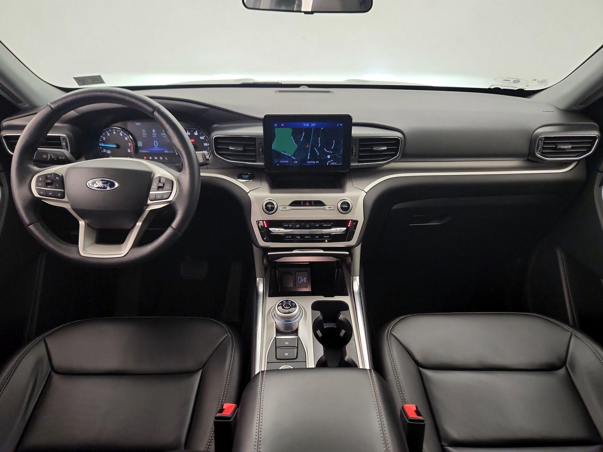 Thumbnail: 2022 Ford Explorer - 9