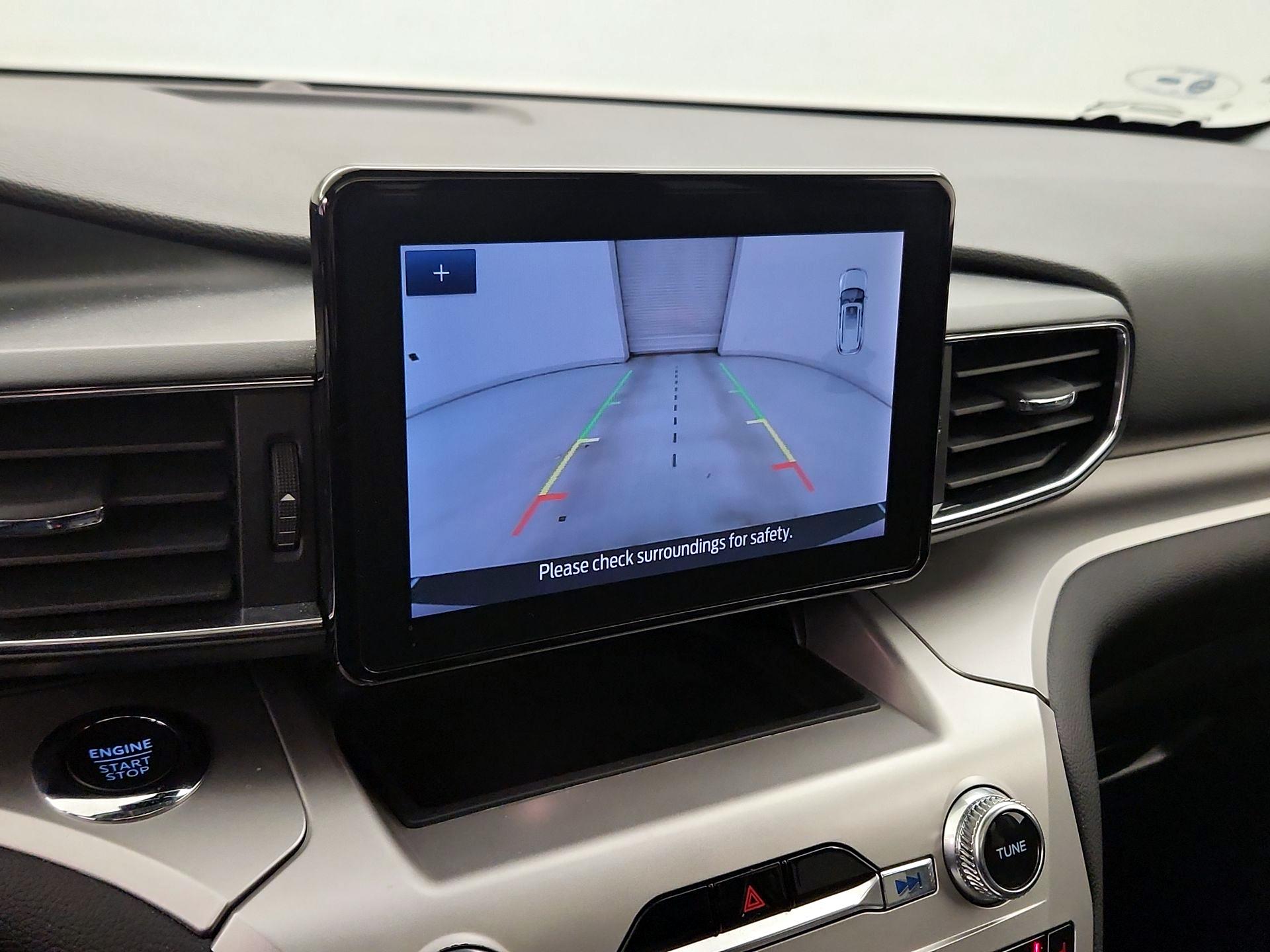 Thumbnail: 2022 Ford Explorer - 15