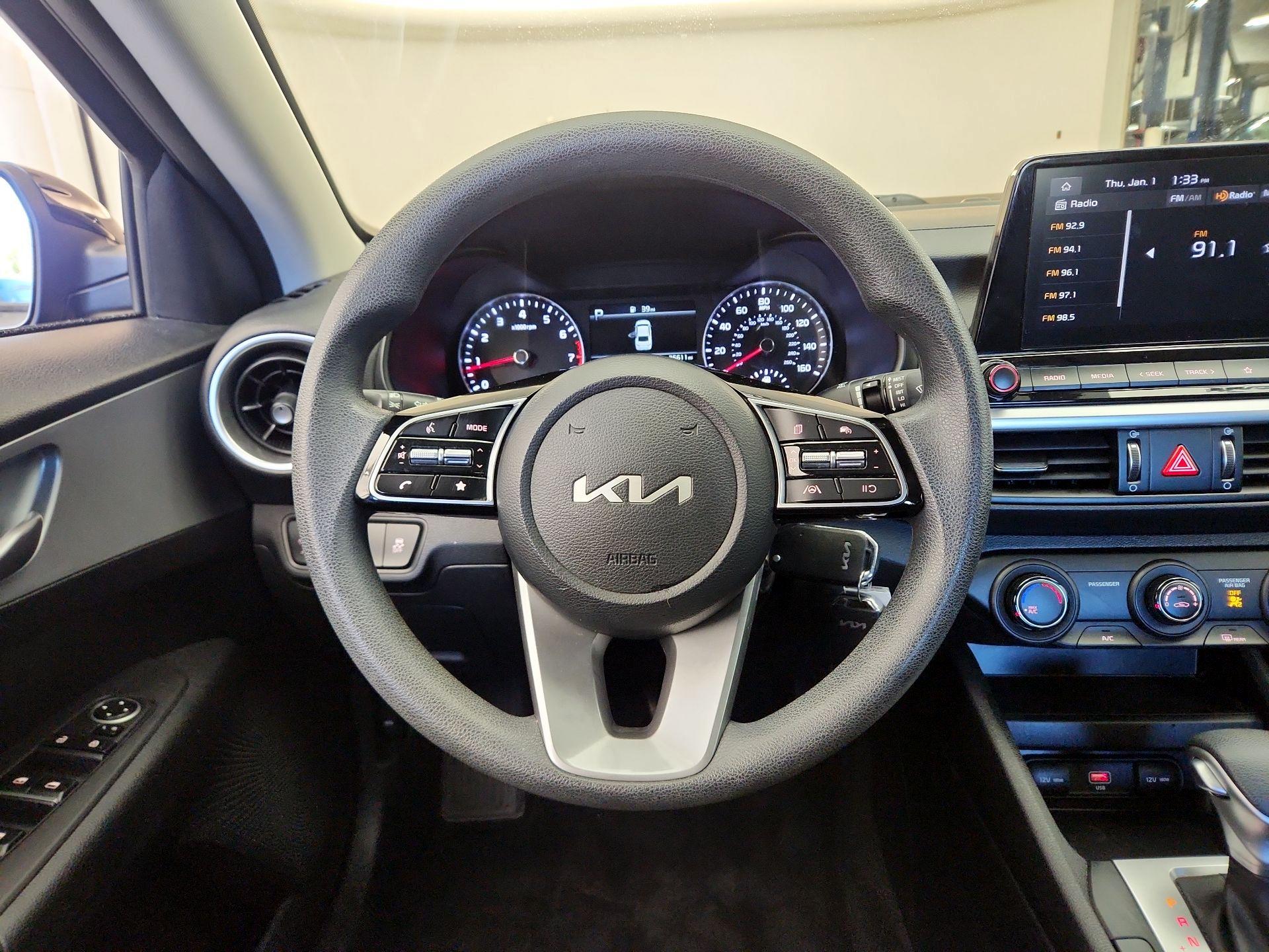 Thumbnail: 2023 Kia Forte - 10
