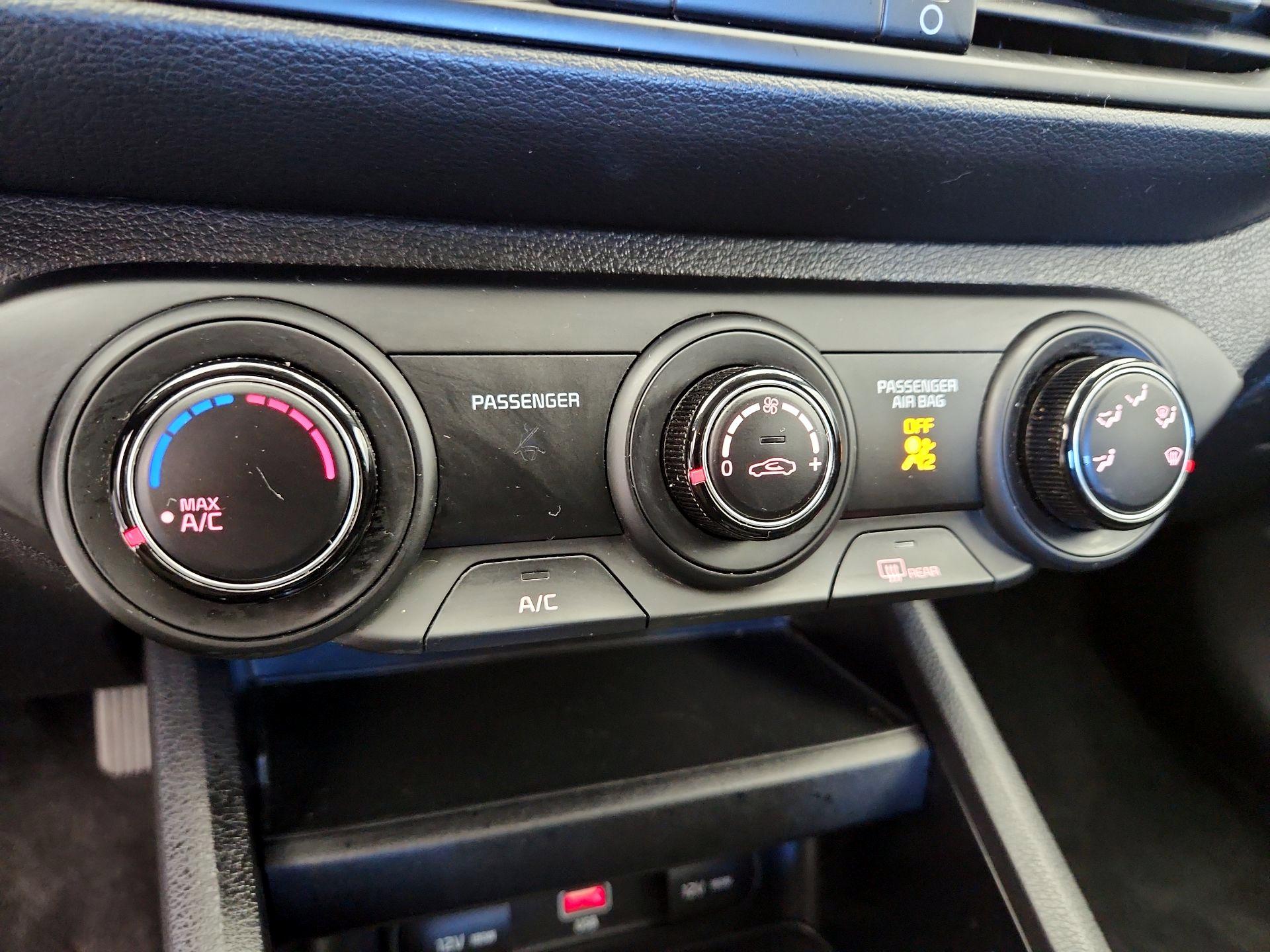 Thumbnail: 2023 Kia Forte - 16