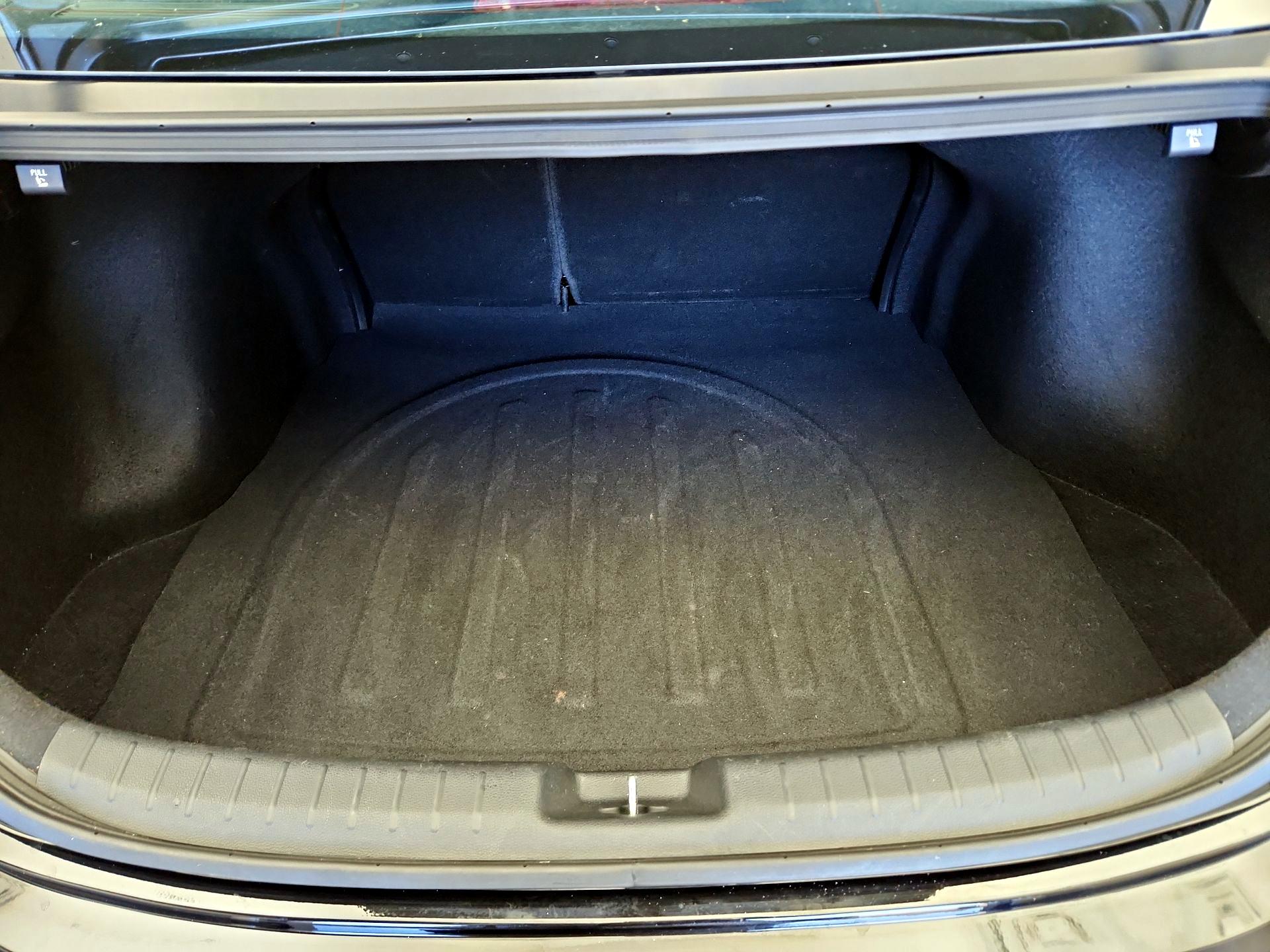 Thumbnail: 2023 Kia Forte - 20