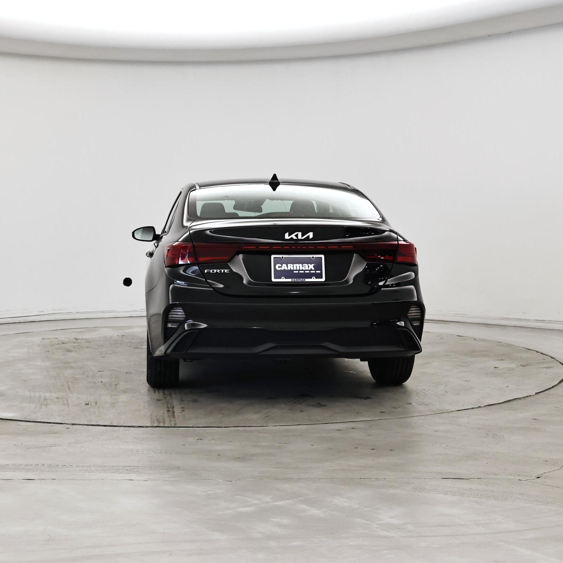 Thumbnail: 2023 Kia Forte - 6