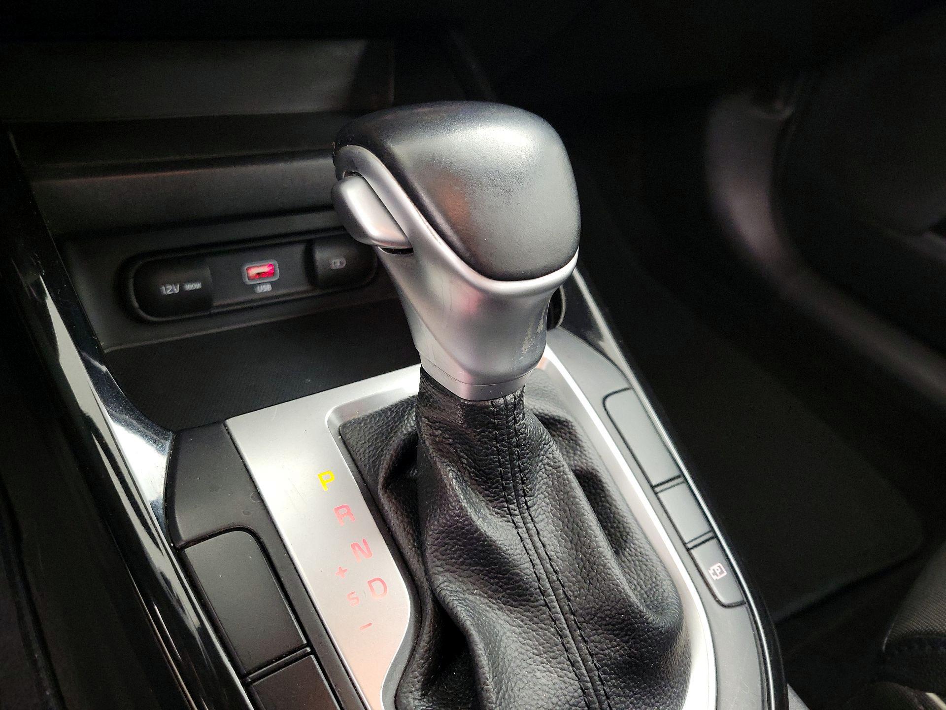 Thumbnail: 2023 Kia Forte - 18